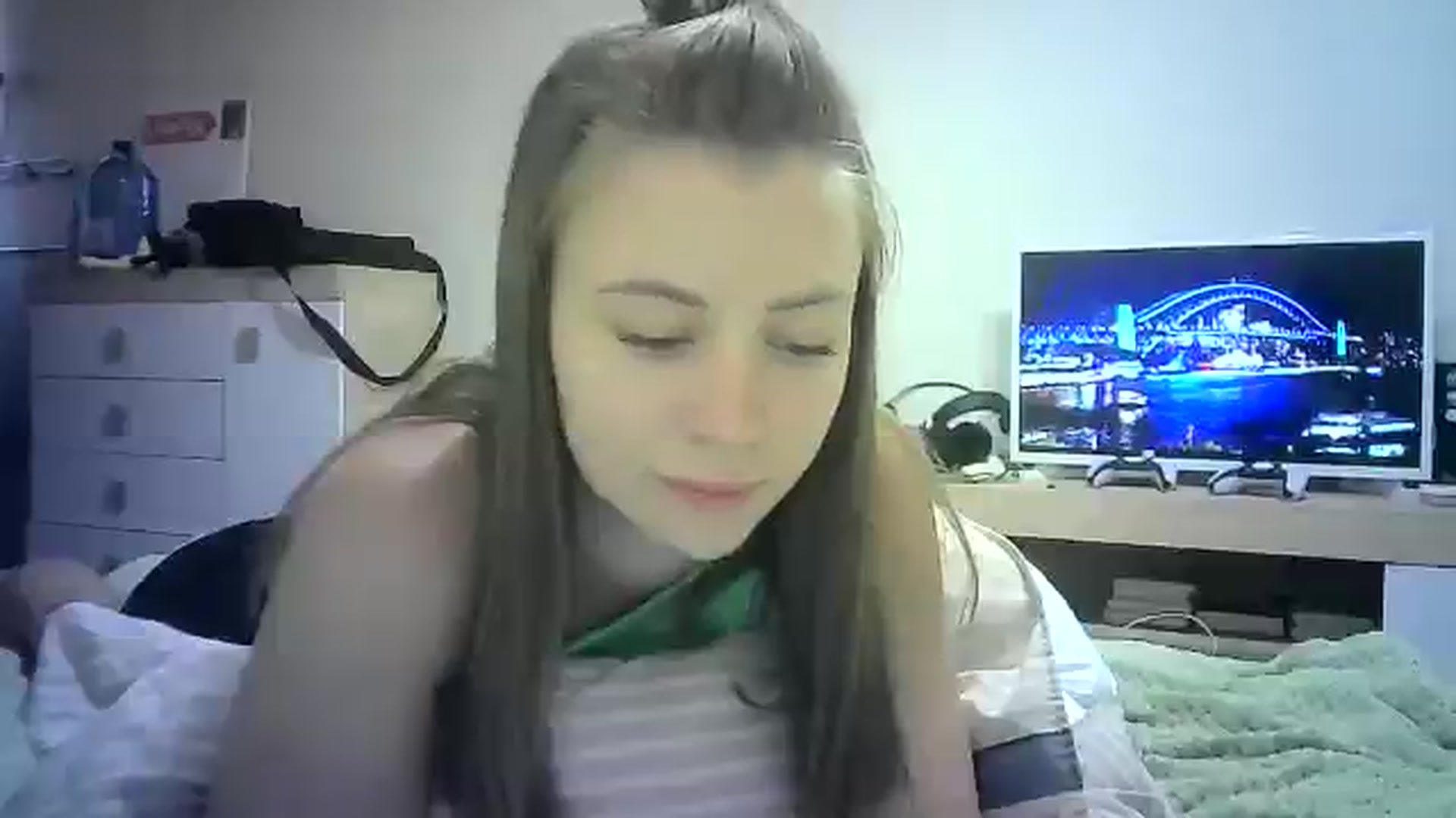 Gallery image thumbnail from Sulfate0's myfreecams stream on, 07/28/2024, 12:49 image 2 of 20