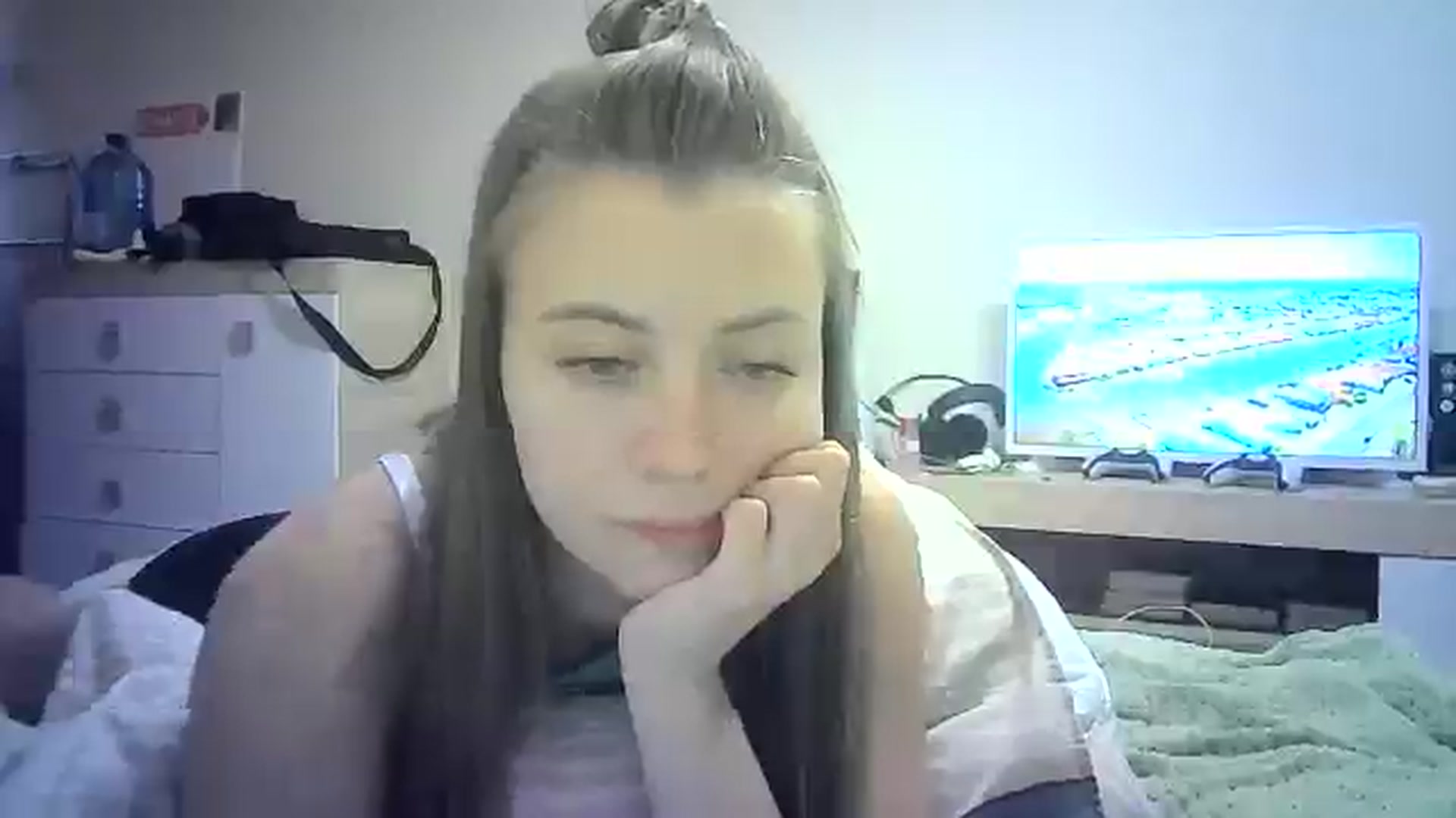 Gallery image thumbnail from Sulfate0's myfreecams stream on, 07/28/2024, 12:49 image 20 of 20