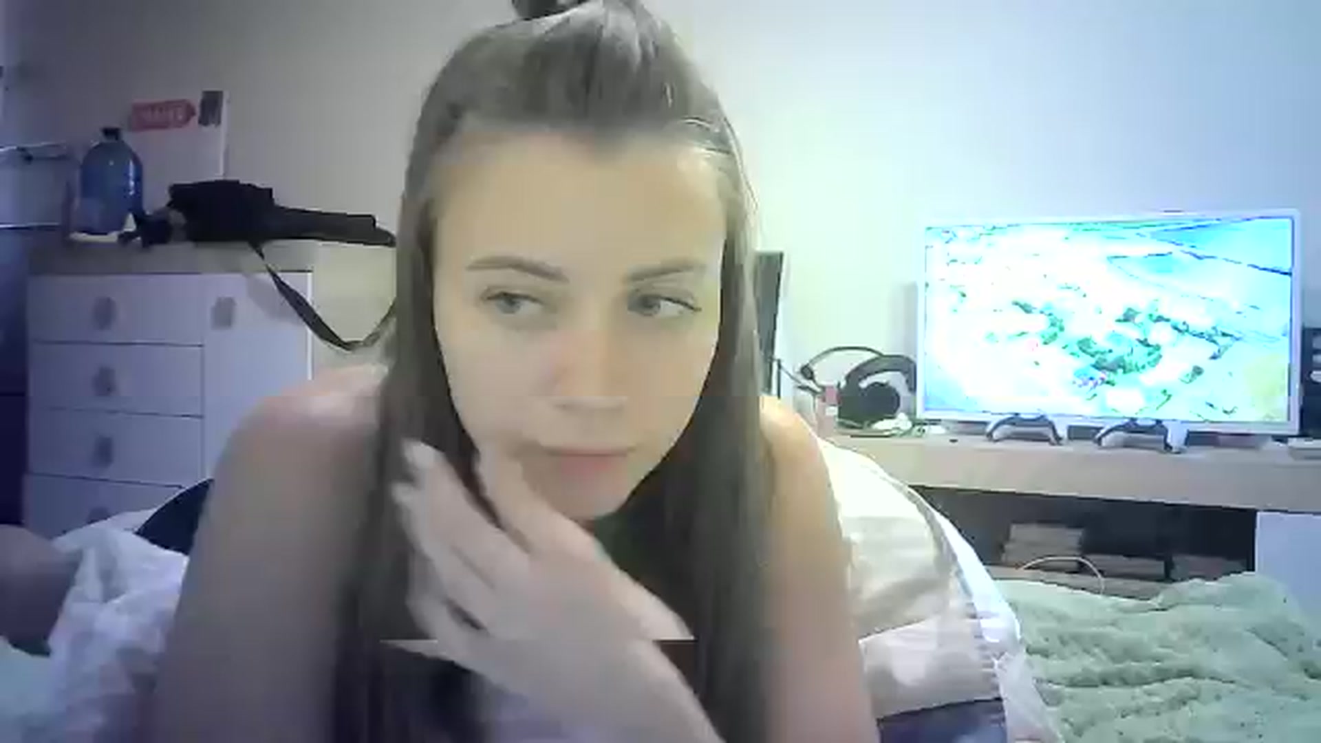 Gallery image thumbnail from Sulfate0's myfreecams stream on, 07/28/2024, 12:49 image 11 of 20