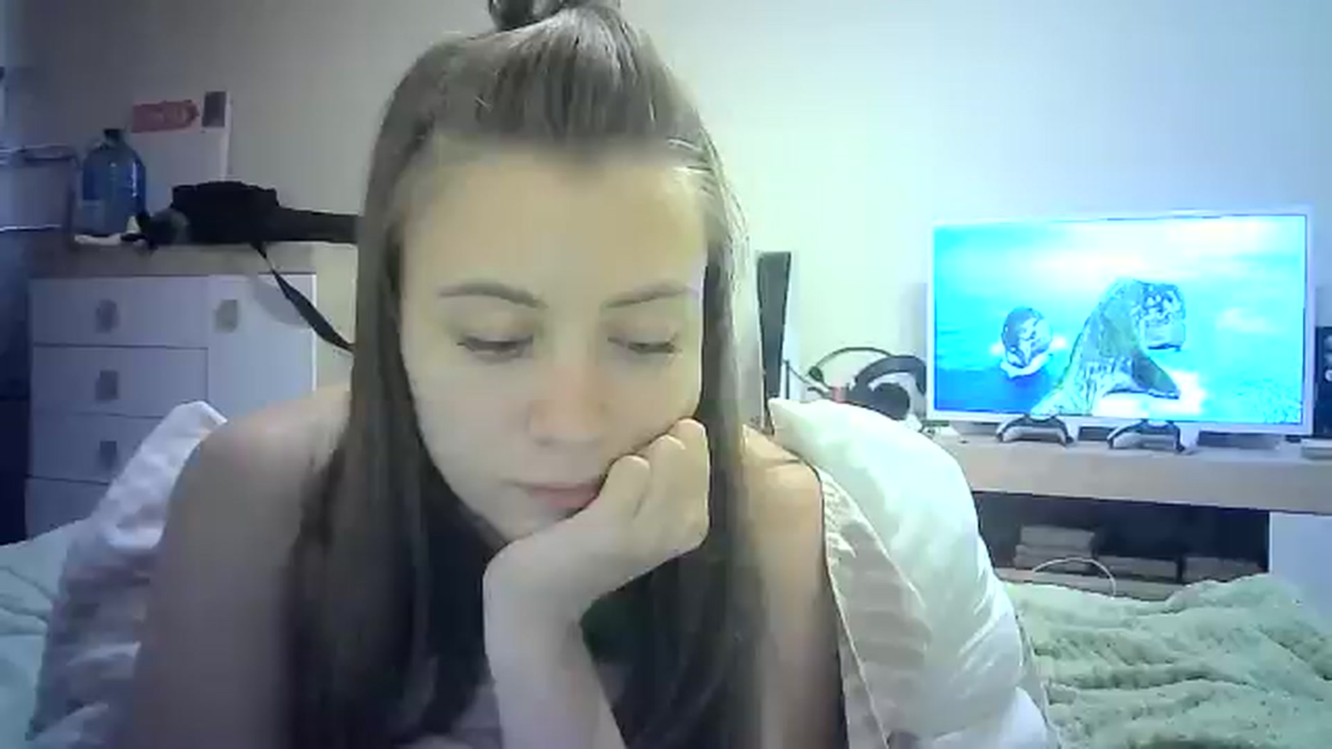 Gallery image thumbnail from Sulfate0's myfreecams stream on, 07/28/2024, 13:09 image 10 of 20