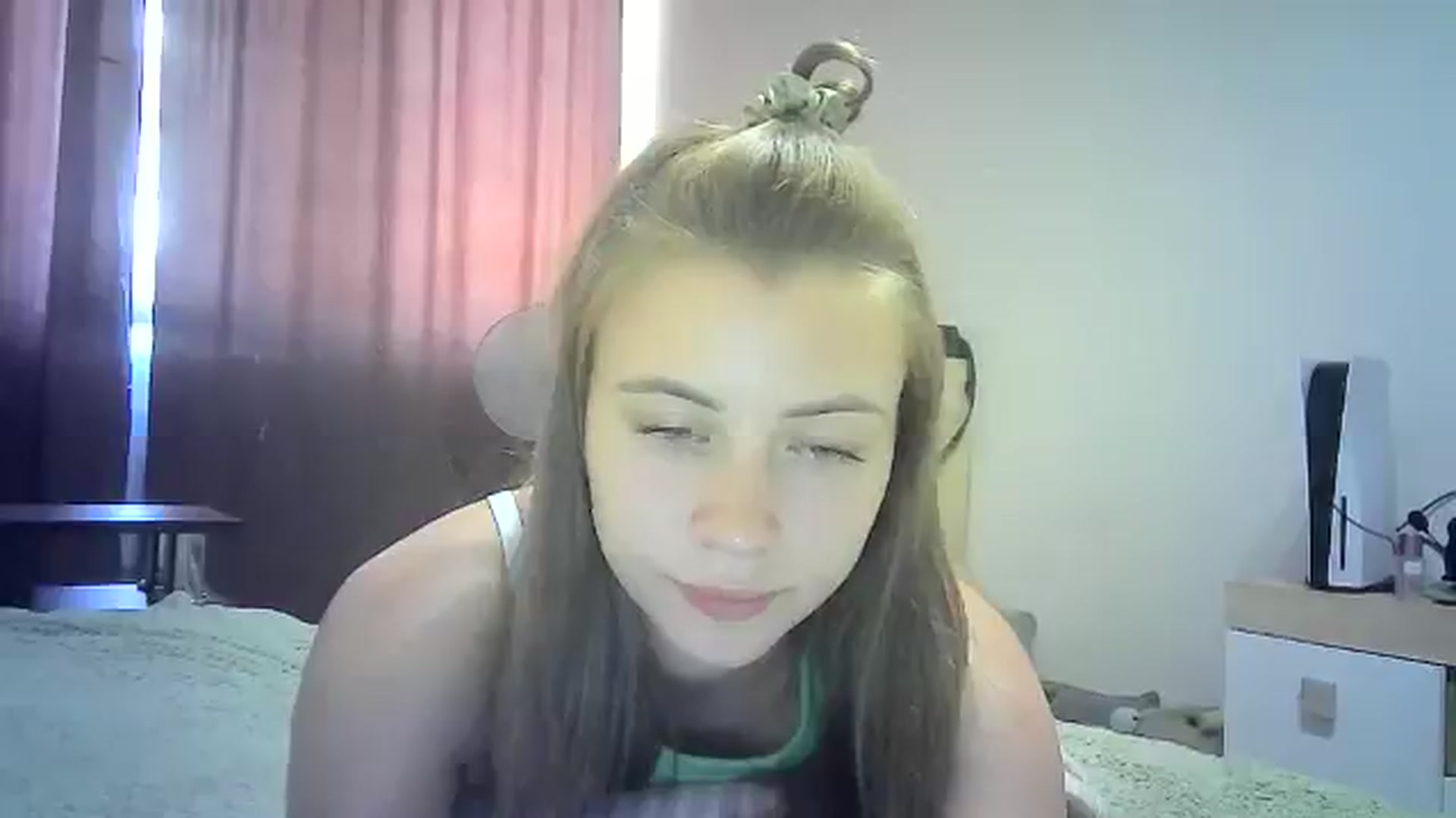 Gallery image thumbnail from Sulfate0's myfreecams stream on, 07/29/2024, 11:07 image 16 of 20