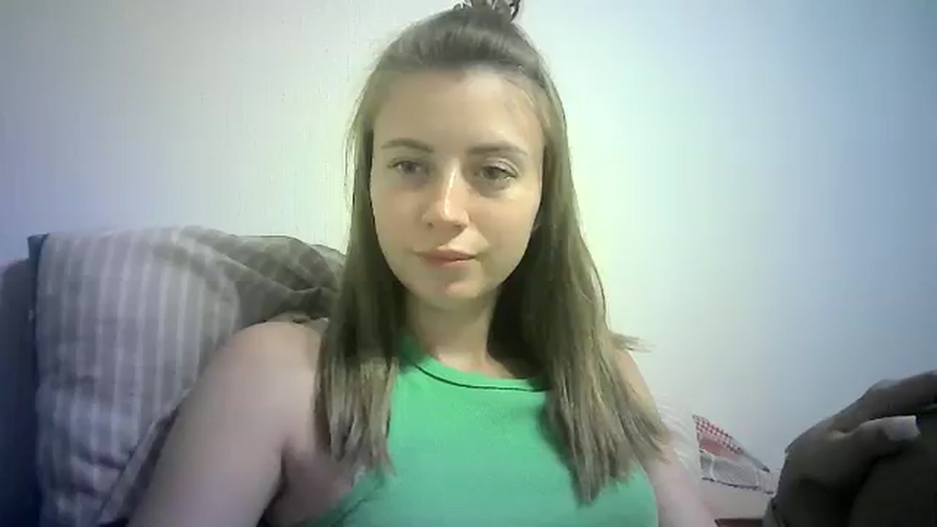 Gallery image thumbnail from Sulfate0's myfreecams stream on, 07/29/2024, 11:35 image 16 of 20