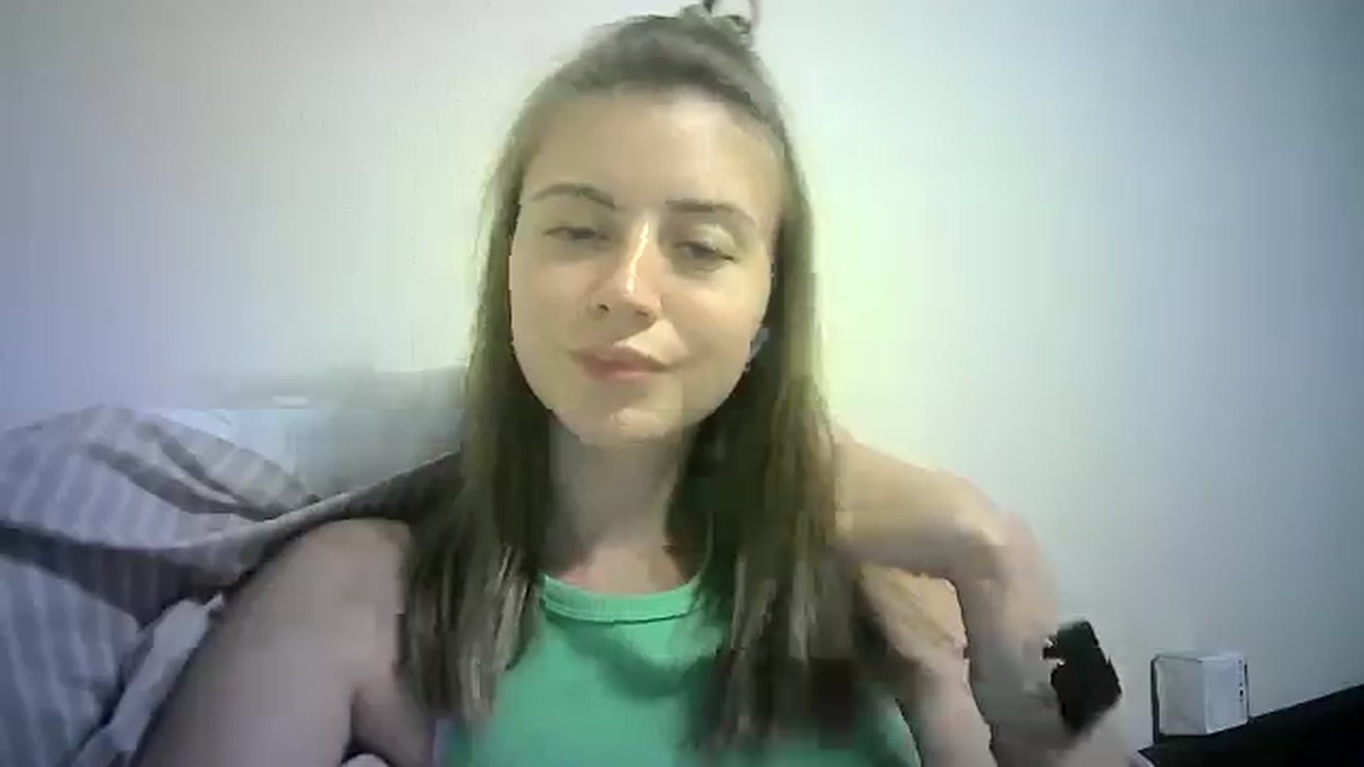 Gallery image thumbnail from Sulfate0's myfreecams stream on, 07/29/2024, 12:19 image 6 of 20