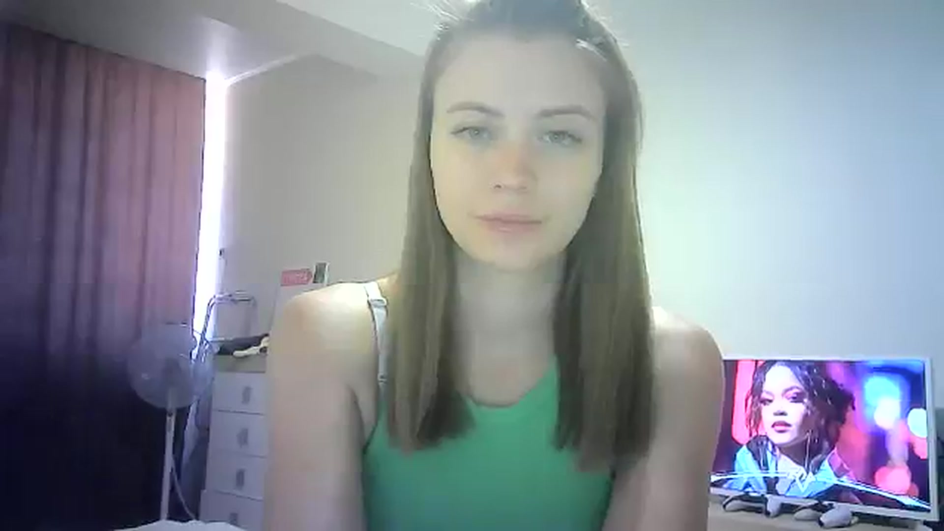 Gallery image thumbnail from Sulfate0's myfreecams stream on, 07/30/2024, 08:27 image 17 of 20