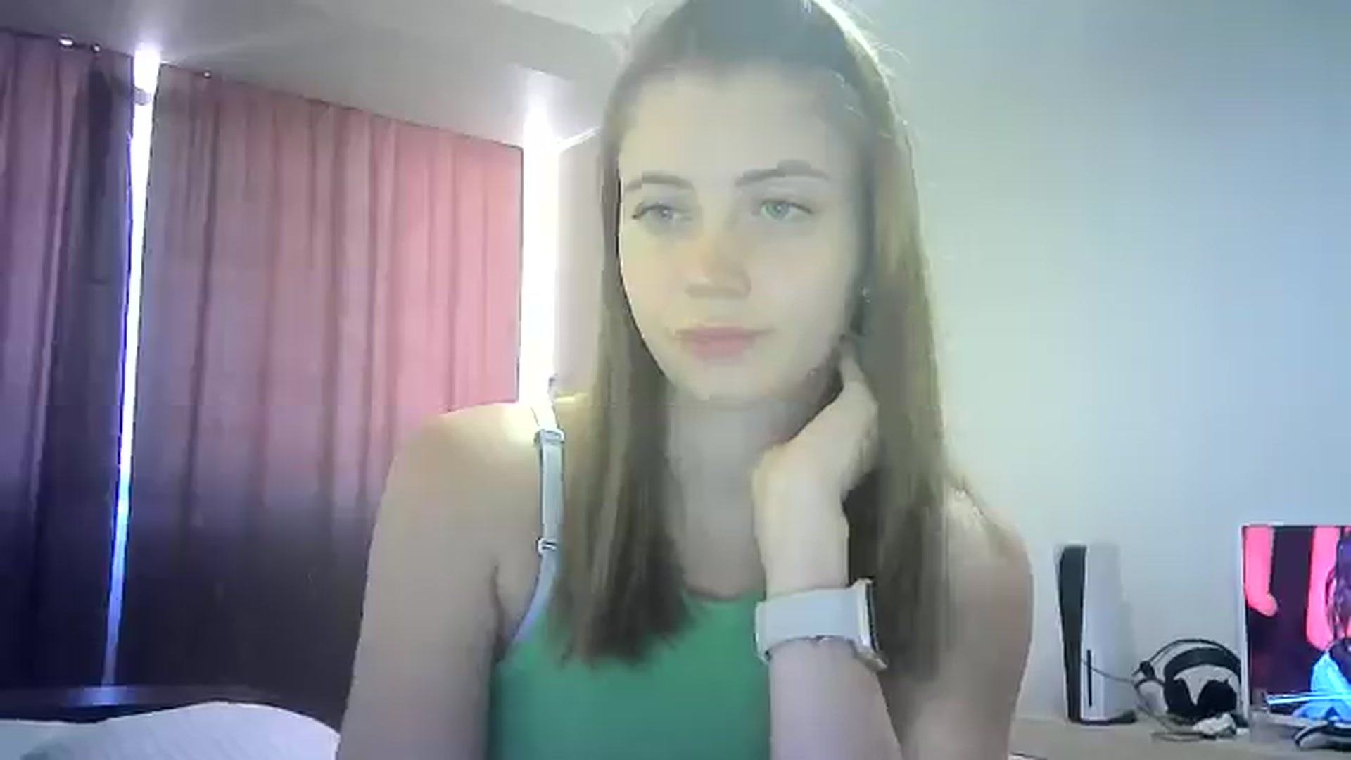 Gallery image thumbnail from Sulfate0's myfreecams stream on, 07/30/2024, 09:33 image 2 of 20