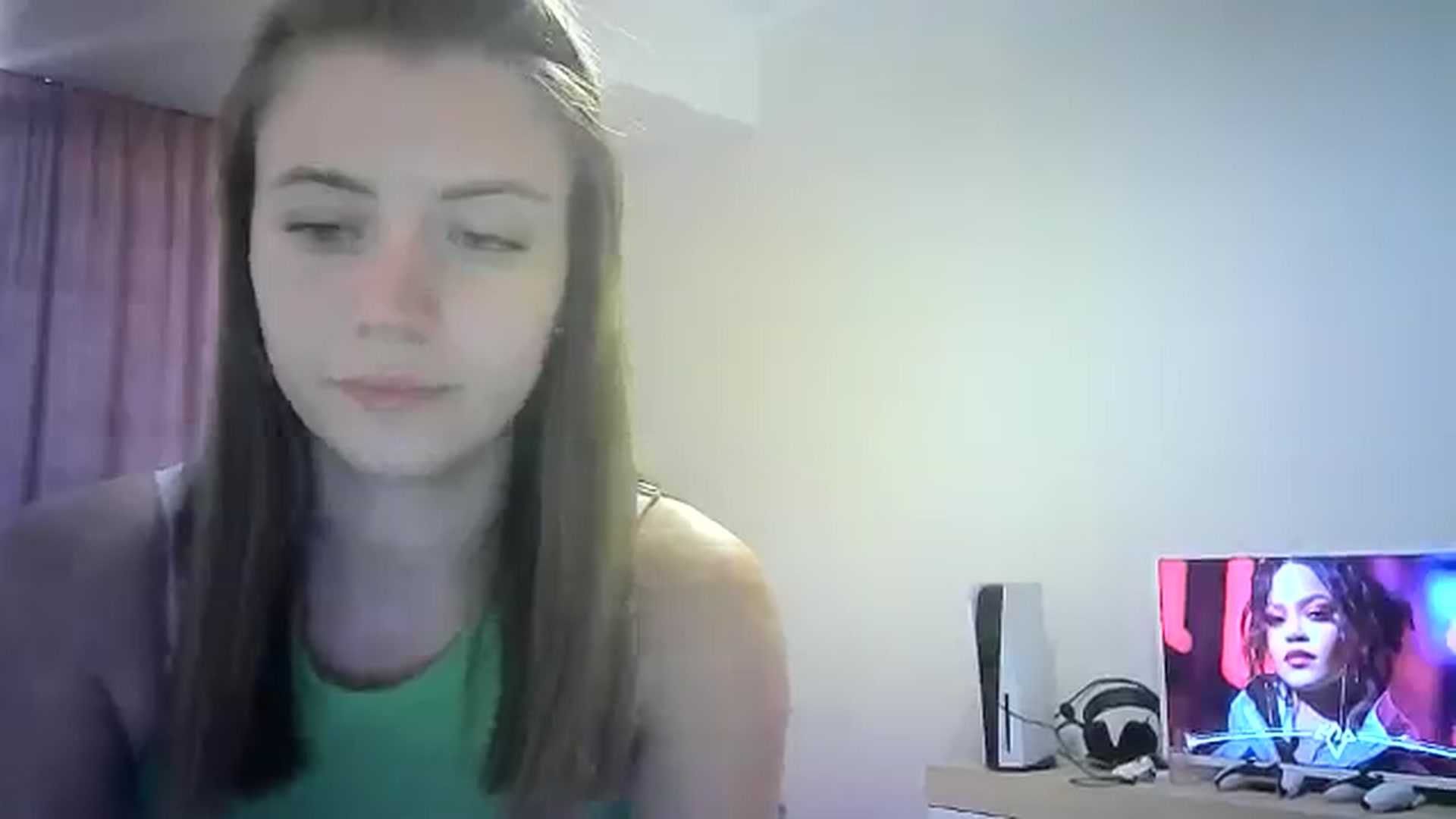 Gallery image thumbnail from Sulfate0's myfreecams stream on, 07/30/2024, 10:30 image 2 of 20