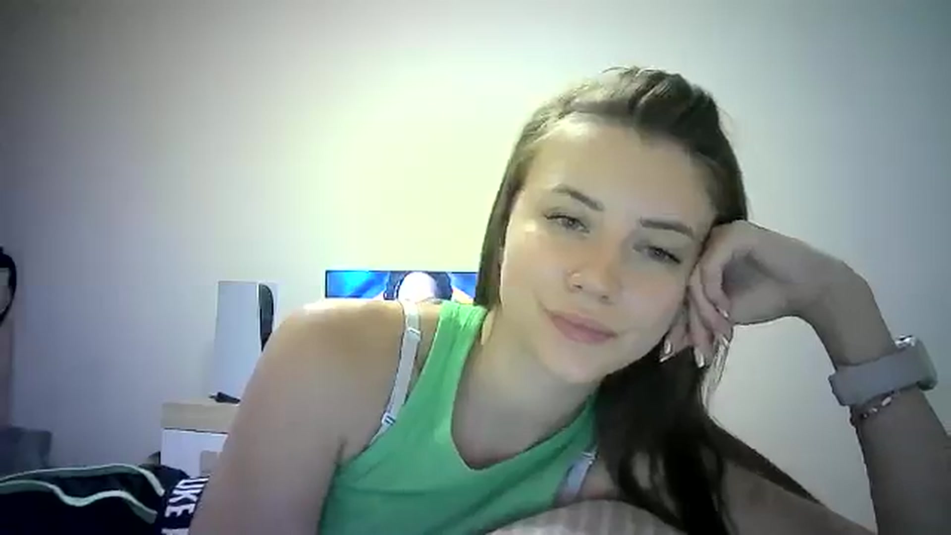 Gallery image thumbnail from Sulfate0's myfreecams stream on, 07/30/2024, 12:41 image 19 of 20