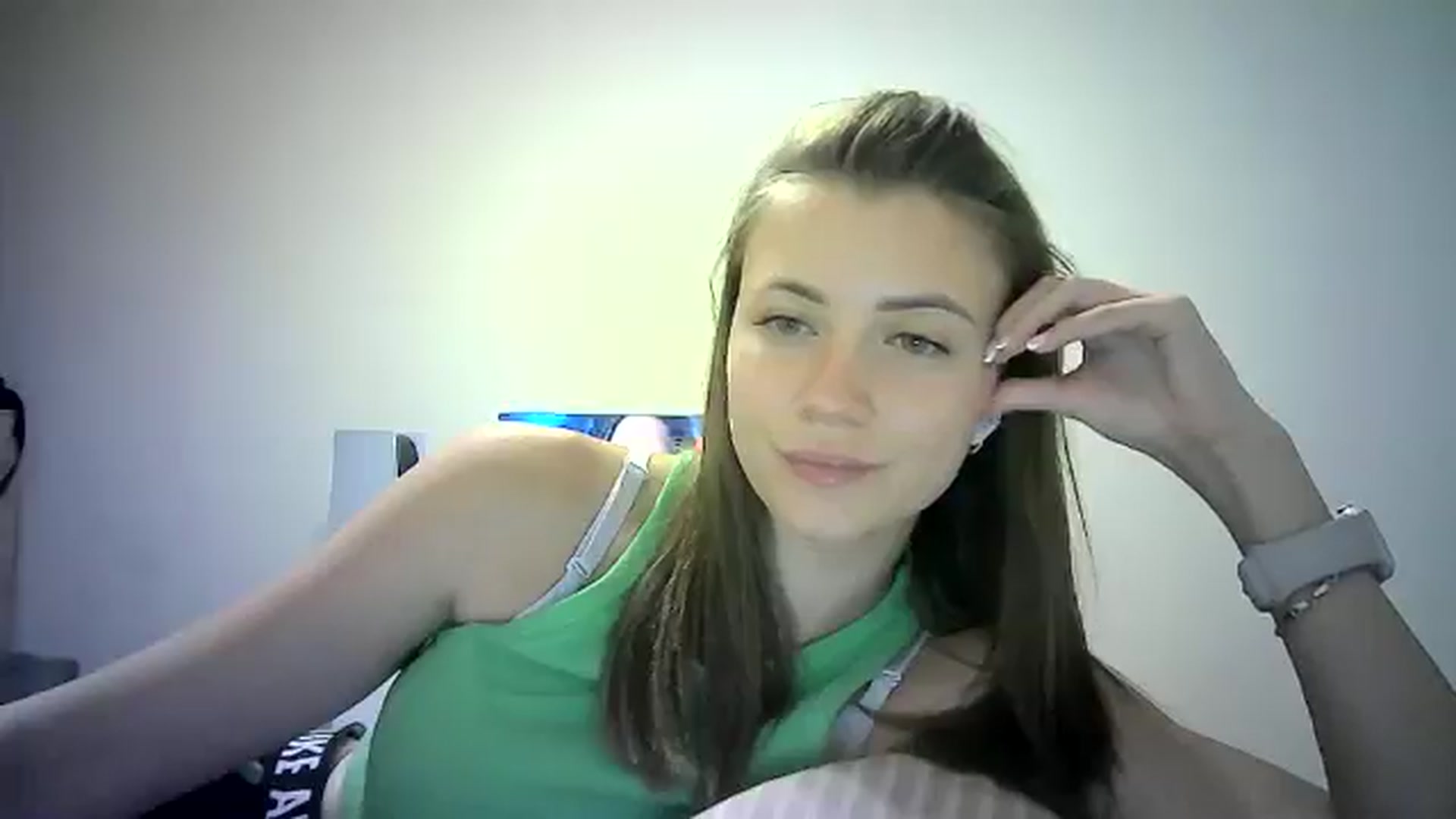 Gallery image thumbnail from Sulfate0's myfreecams stream on, 07/30/2024, 12:41 image 18 of 20