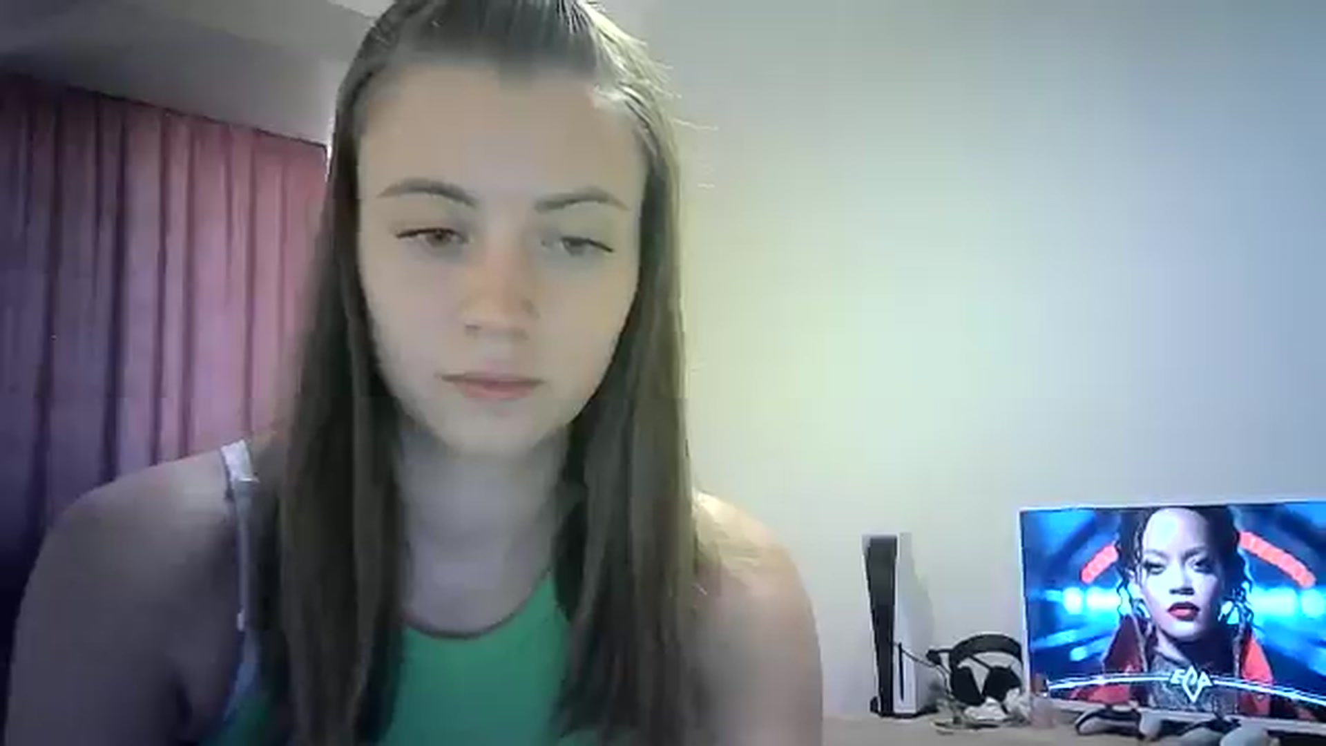 Gallery image thumbnail from Sulfate0's myfreecams stream on, 07/31/2024, 09:59 image 11 of 20