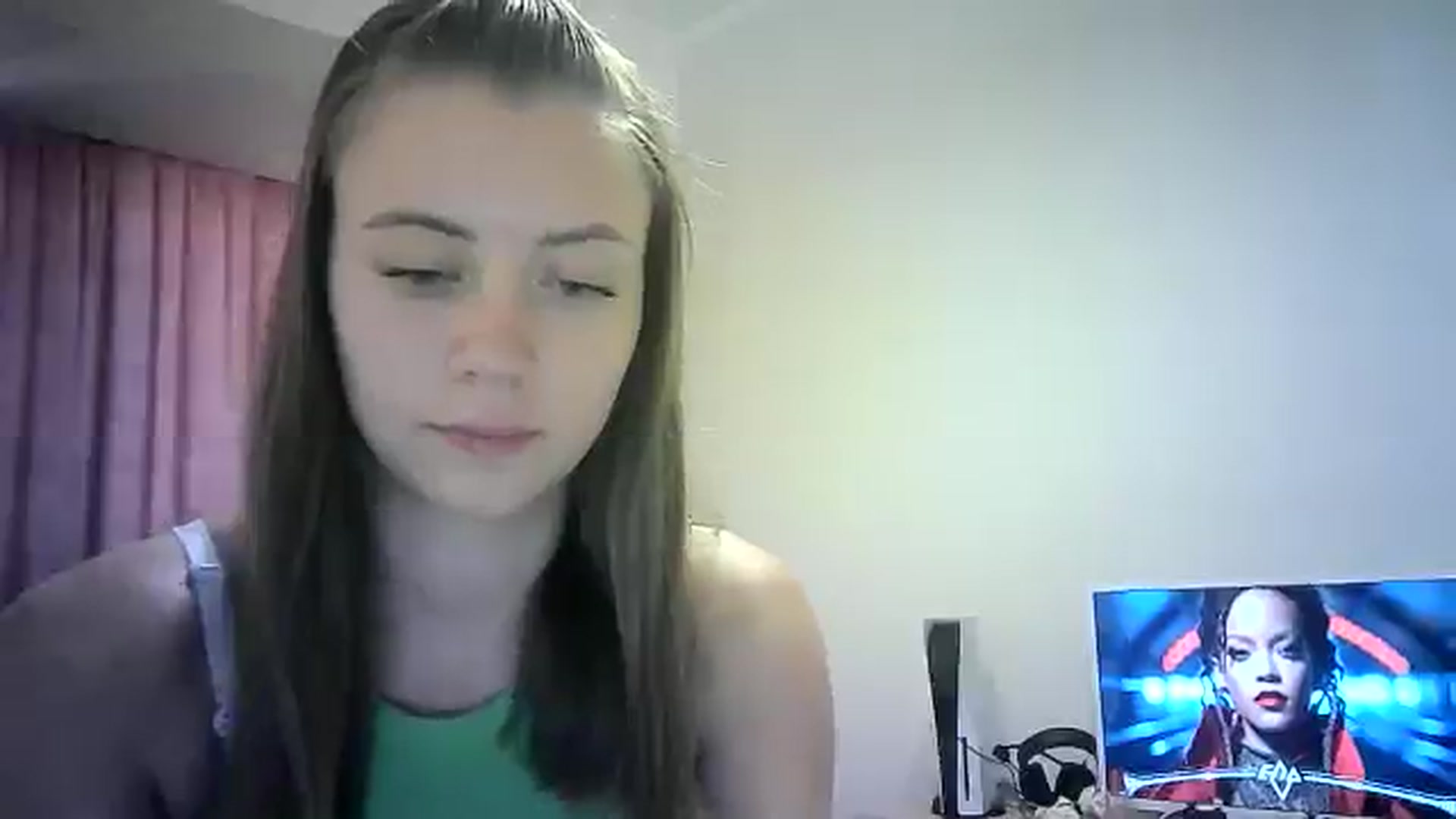 Gallery image thumbnail from Sulfate0's myfreecams stream on, 07/31/2024, 09:59 image 6 of 20