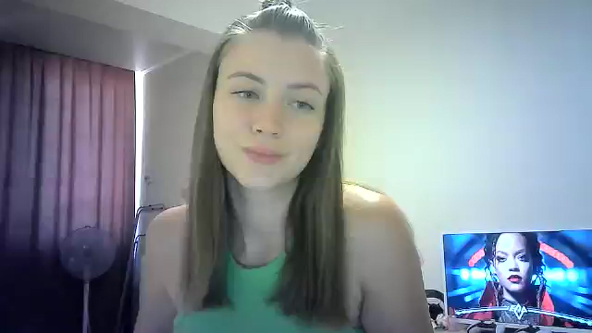 Gallery image thumbnail from Sulfate0's myfreecams stream on, 07/31/2024, 10:23 image 11 of 20