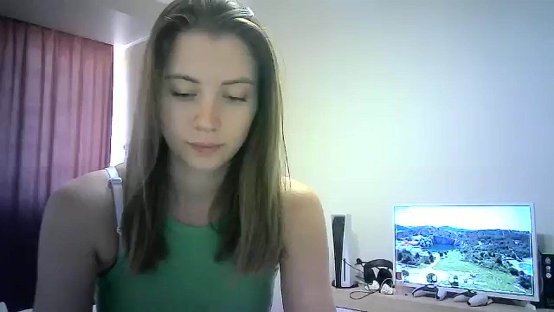 Gallery image thumbnail from Sulfate0's myfreecams stream on, 08/01/2024, 10:29 image 11 of 20