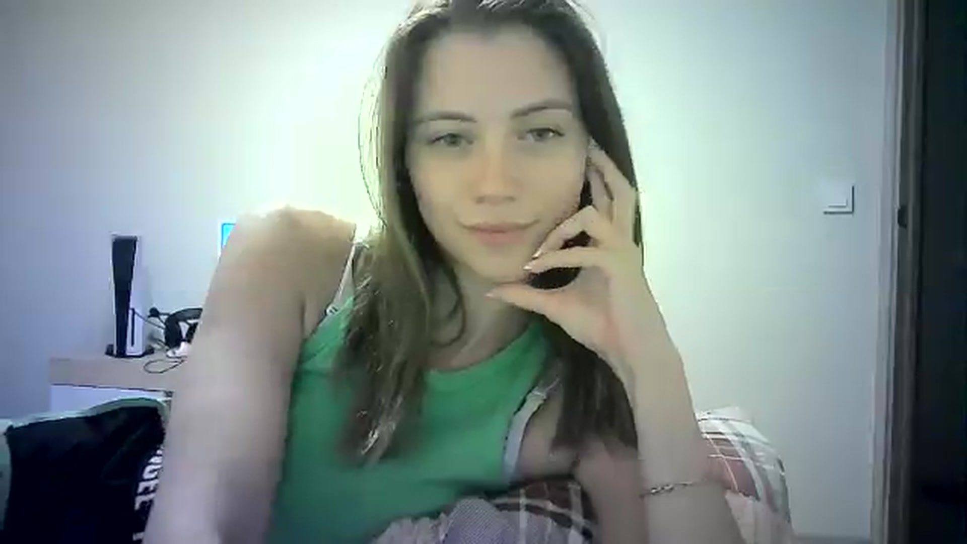 Gallery image thumbnail from Sulfate0's myfreecams stream on, 08/01/2024, 11:06 image 19 of 20