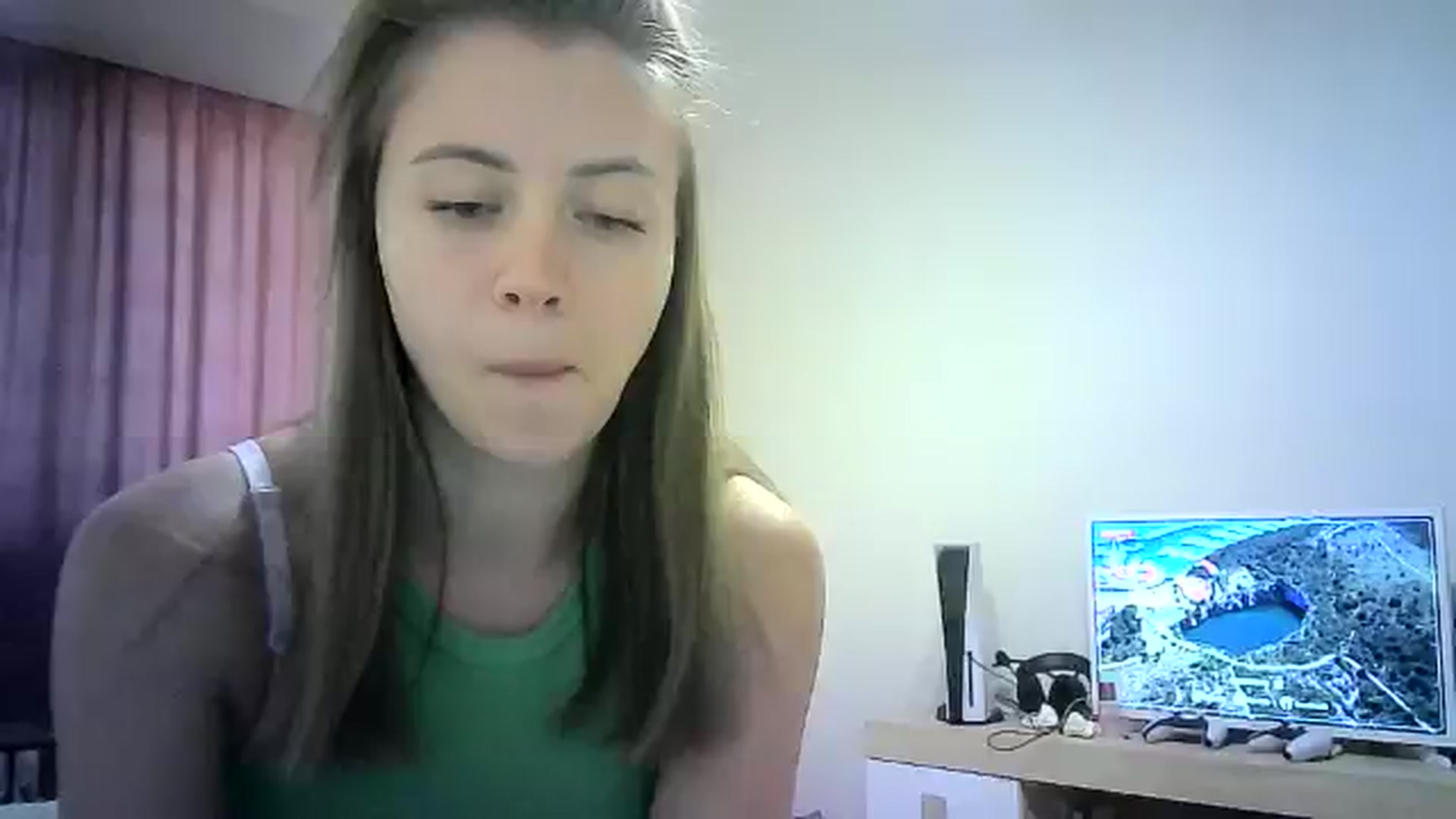 Gallery image thumbnail from Sulfate0's myfreecams stream on, 08/01/2024, 11:36 image 1 of 20