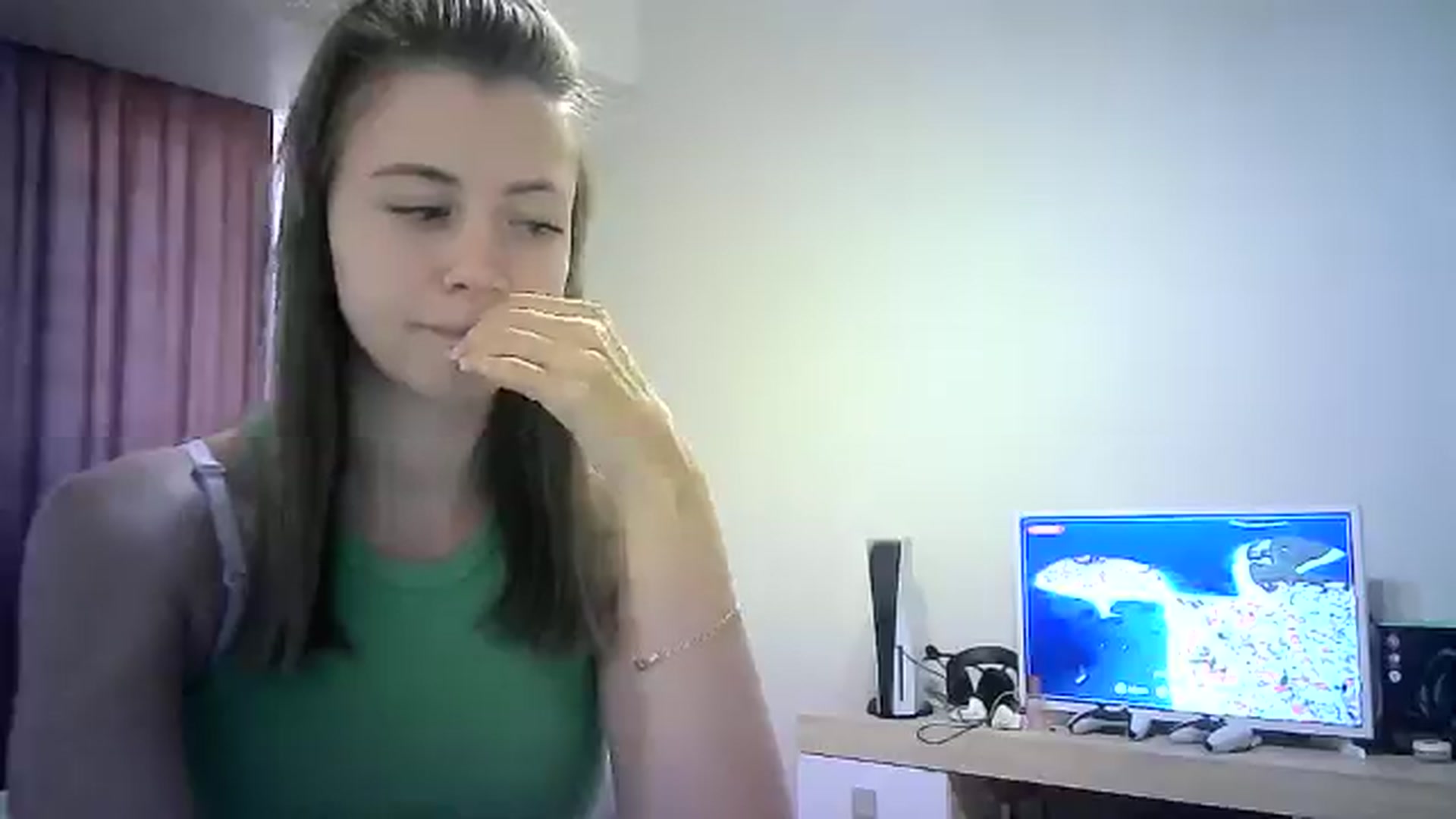 Gallery image thumbnail from Sulfate0's myfreecams stream on, 08/01/2024, 11:36 image 6 of 20