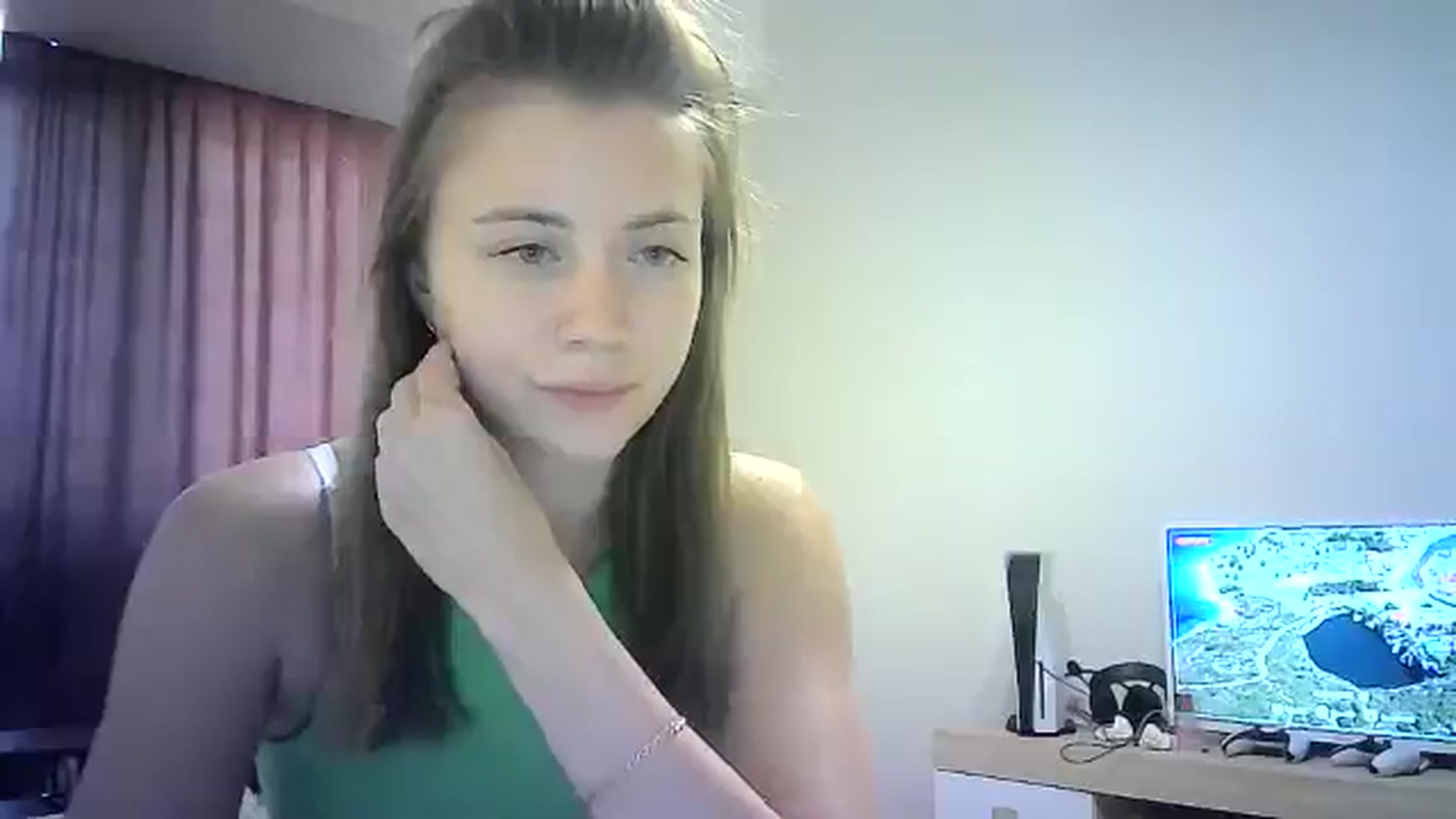 Gallery image thumbnail from Sulfate0's myfreecams stream on, 08/01/2024, 12:52 image 2 of 20