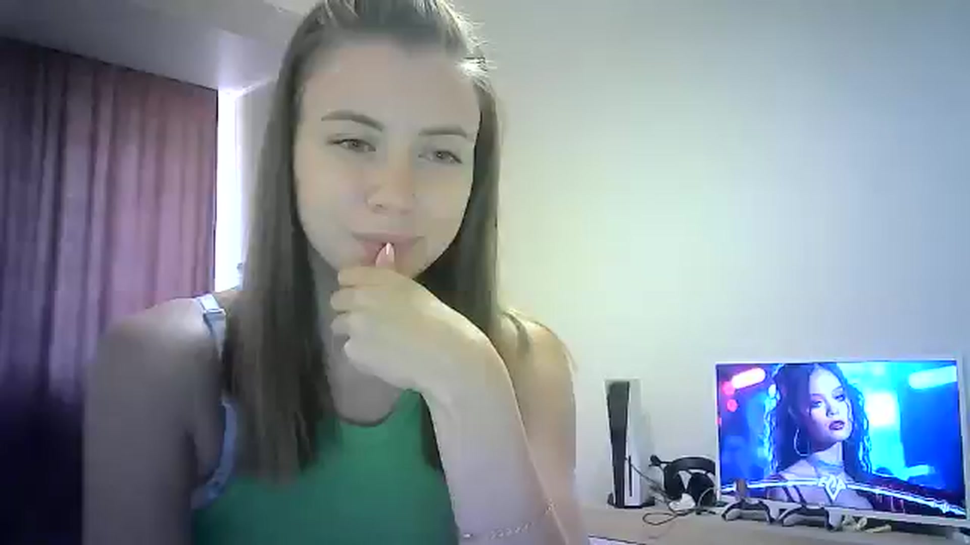 Gallery image thumbnail from Sulfate0's myfreecams stream on, 08/02/2024, 07:24 image 17 of 20
