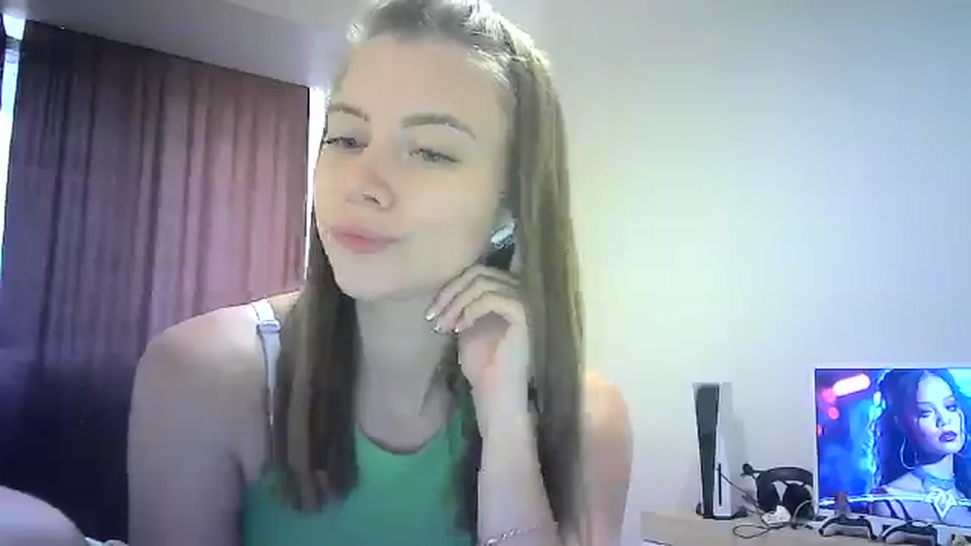 Gallery image thumbnail from Sulfate0's myfreecams stream on, 08/02/2024, 08:55 image 2 of 20