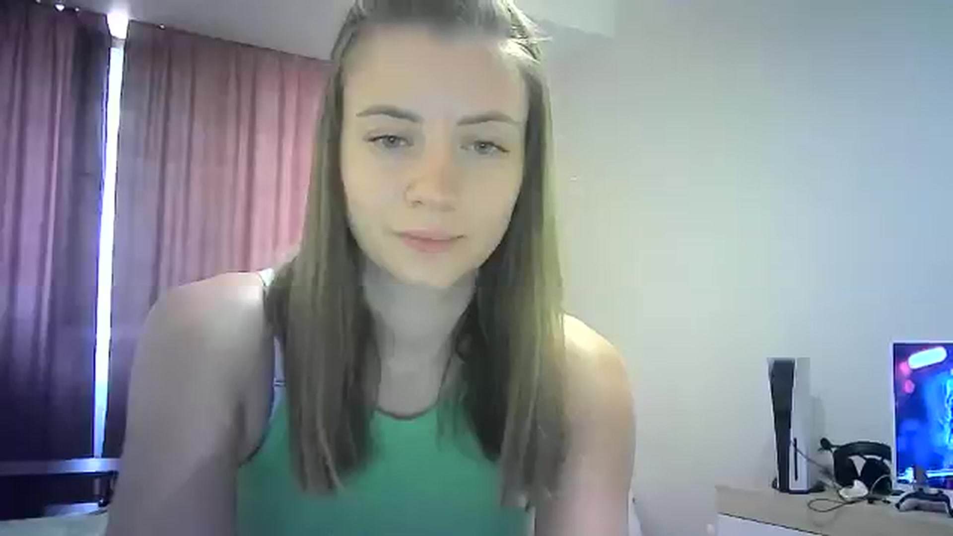 Gallery image thumbnail from Sulfate0's myfreecams stream on, 08/02/2024, 08:55 image 15 of 20