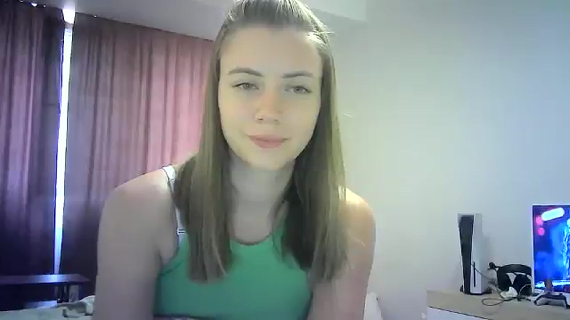 Gallery image thumbnail from Sulfate0's myfreecams stream on, 08/02/2024, 08:55 image 12 of 20