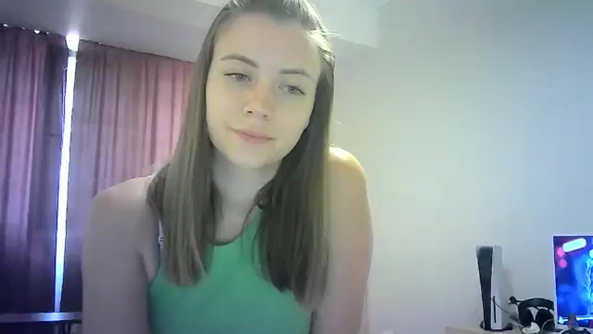 Gallery image thumbnail from Sulfate0's myfreecams stream on, 08/02/2024, 08:55 image 16 of 20