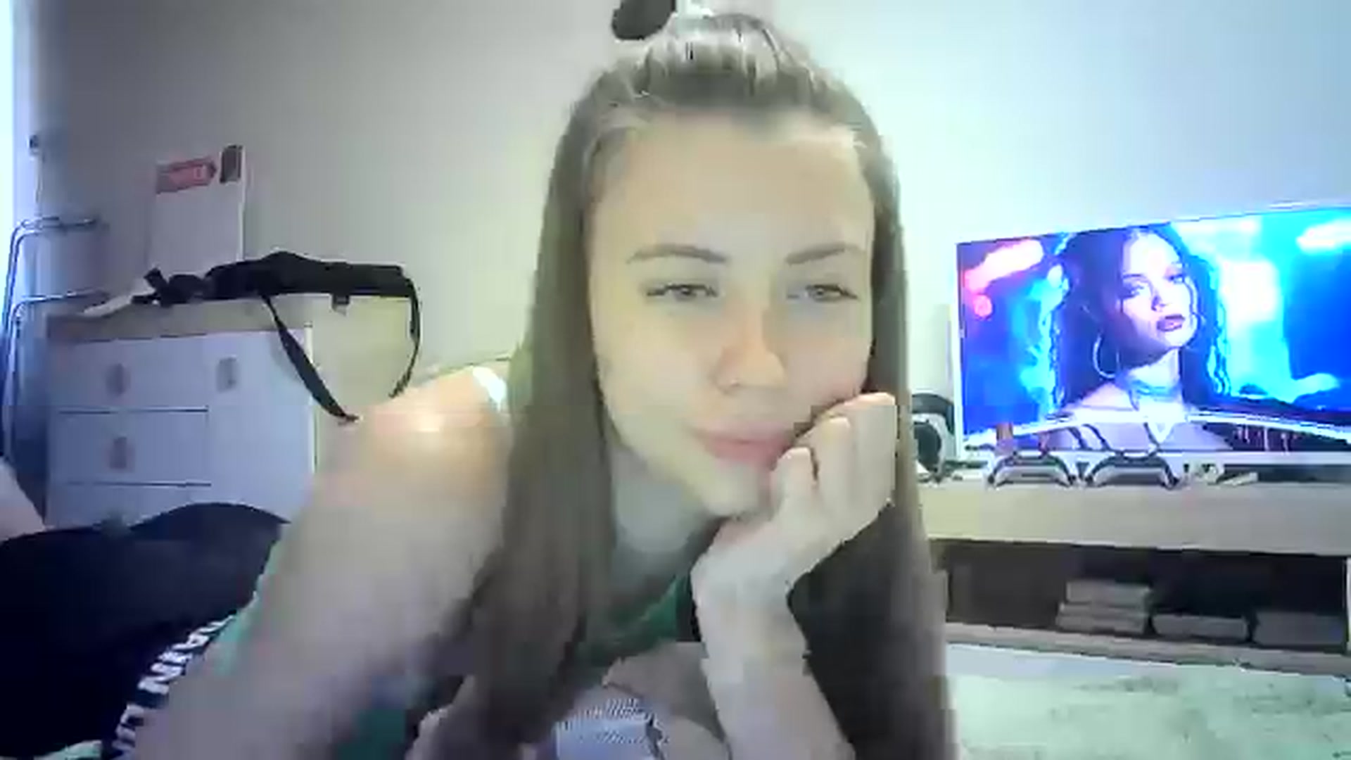 Gallery image thumbnail from Sulfate0's myfreecams stream on, 08/02/2024, 09:19 image 8 of 20