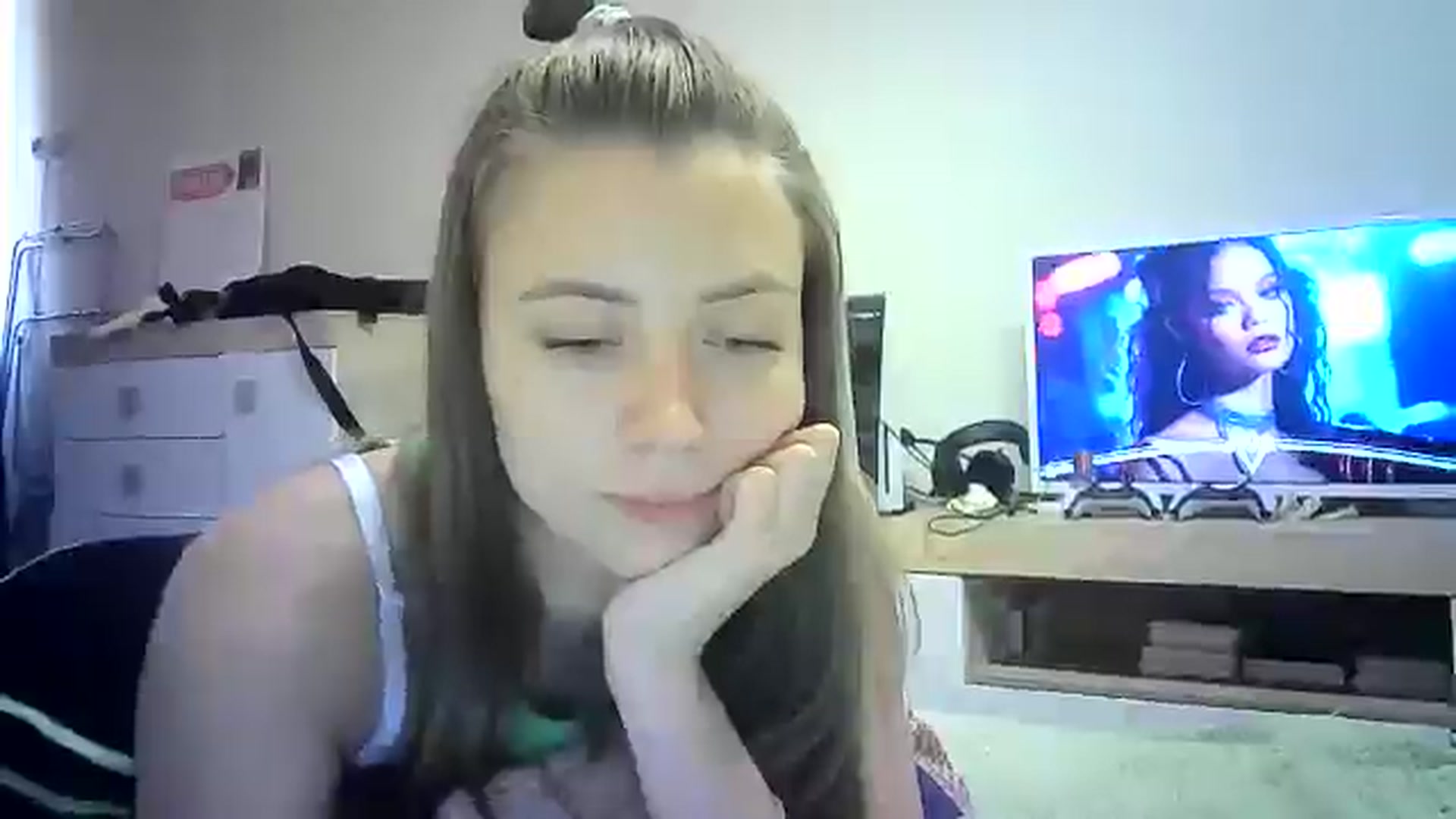 Gallery image thumbnail from Sulfate0's myfreecams stream on, 08/02/2024, 09:19 image 17 of 20