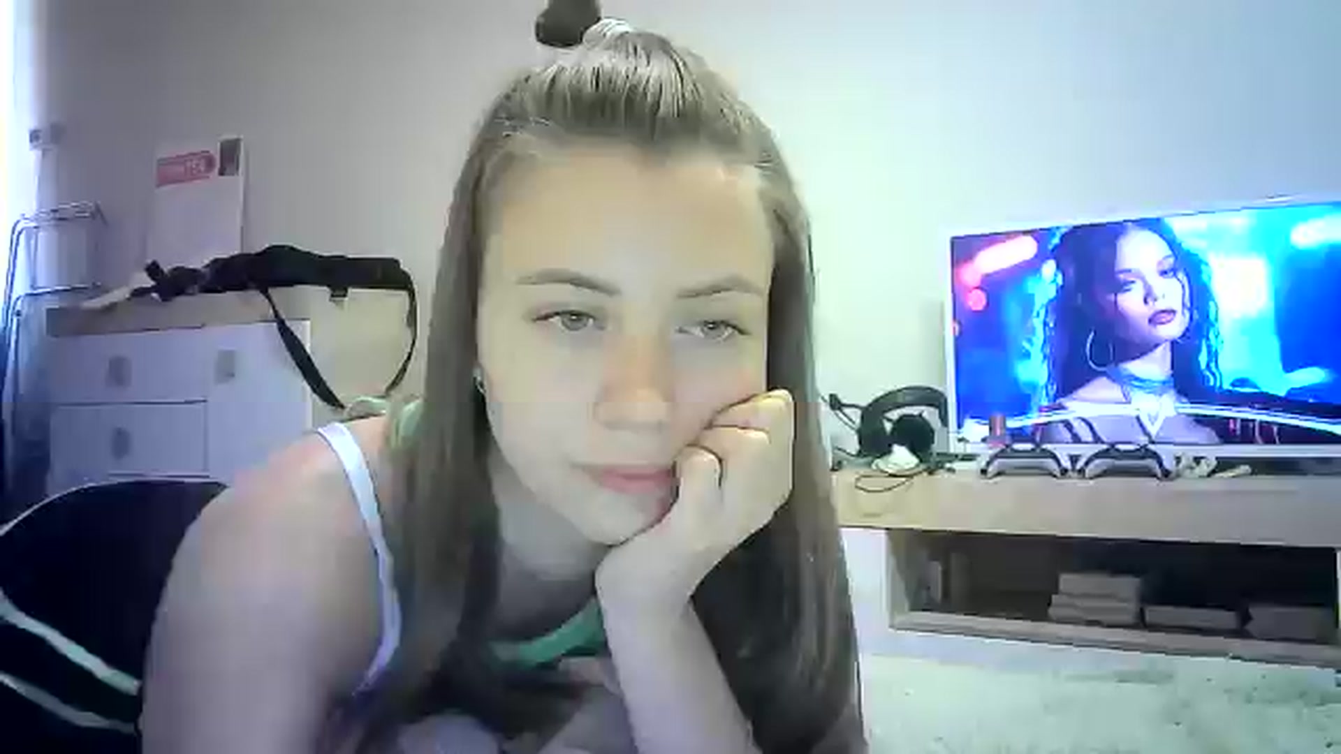 Gallery image thumbnail from Sulfate0's myfreecams stream on, 08/02/2024, 09:19 image 14 of 20