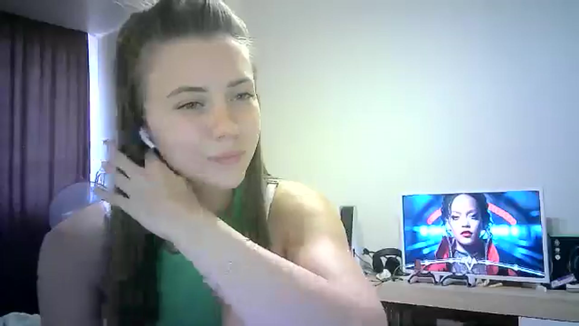 Gallery image thumbnail from Sulfate0's myfreecams stream on, 08/02/2024, 12:50 image 20 of 20