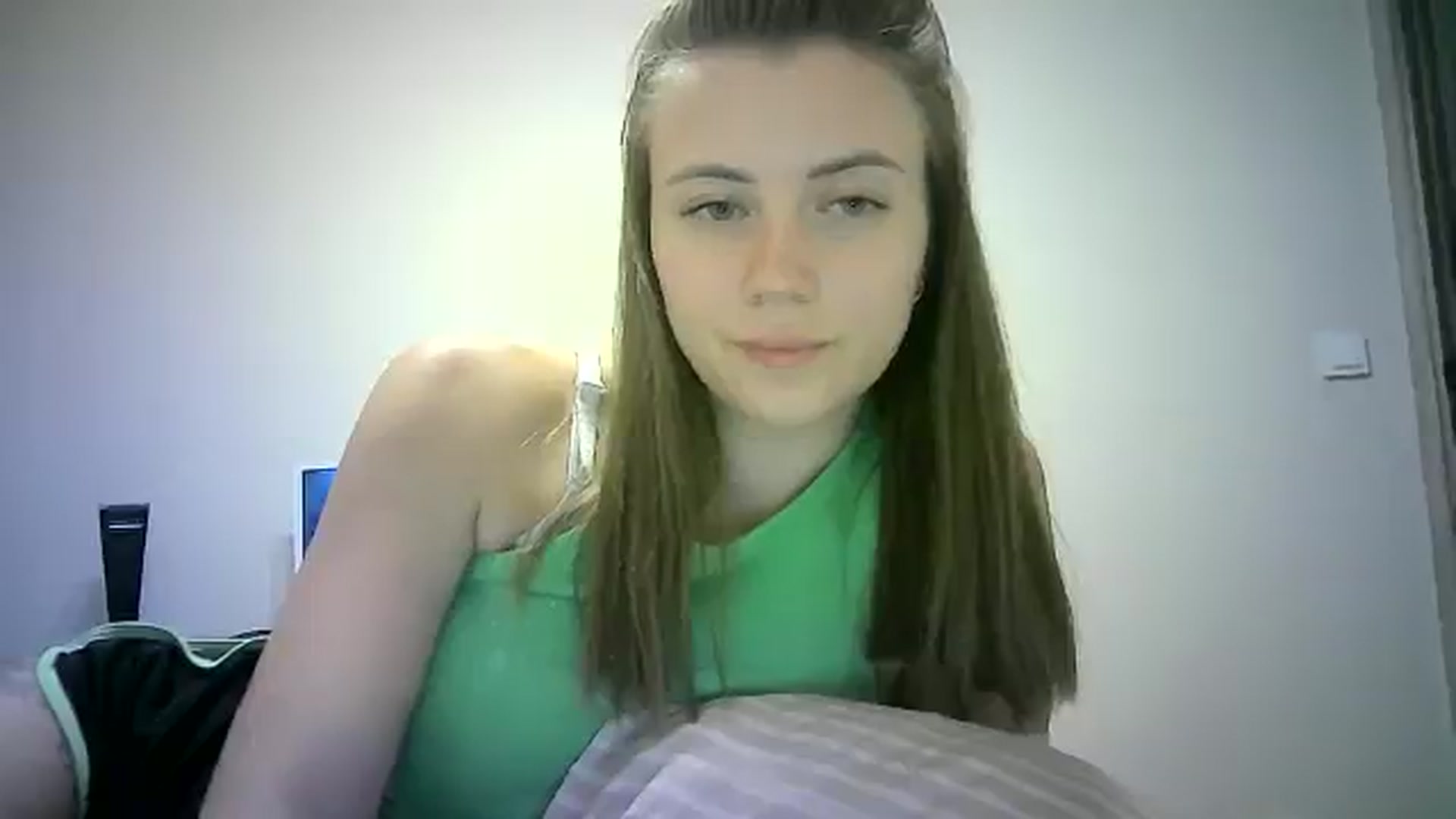 Gallery image thumbnail from Sulfate0's myfreecams stream on, 08/02/2024, 13:06 image 16 of 20