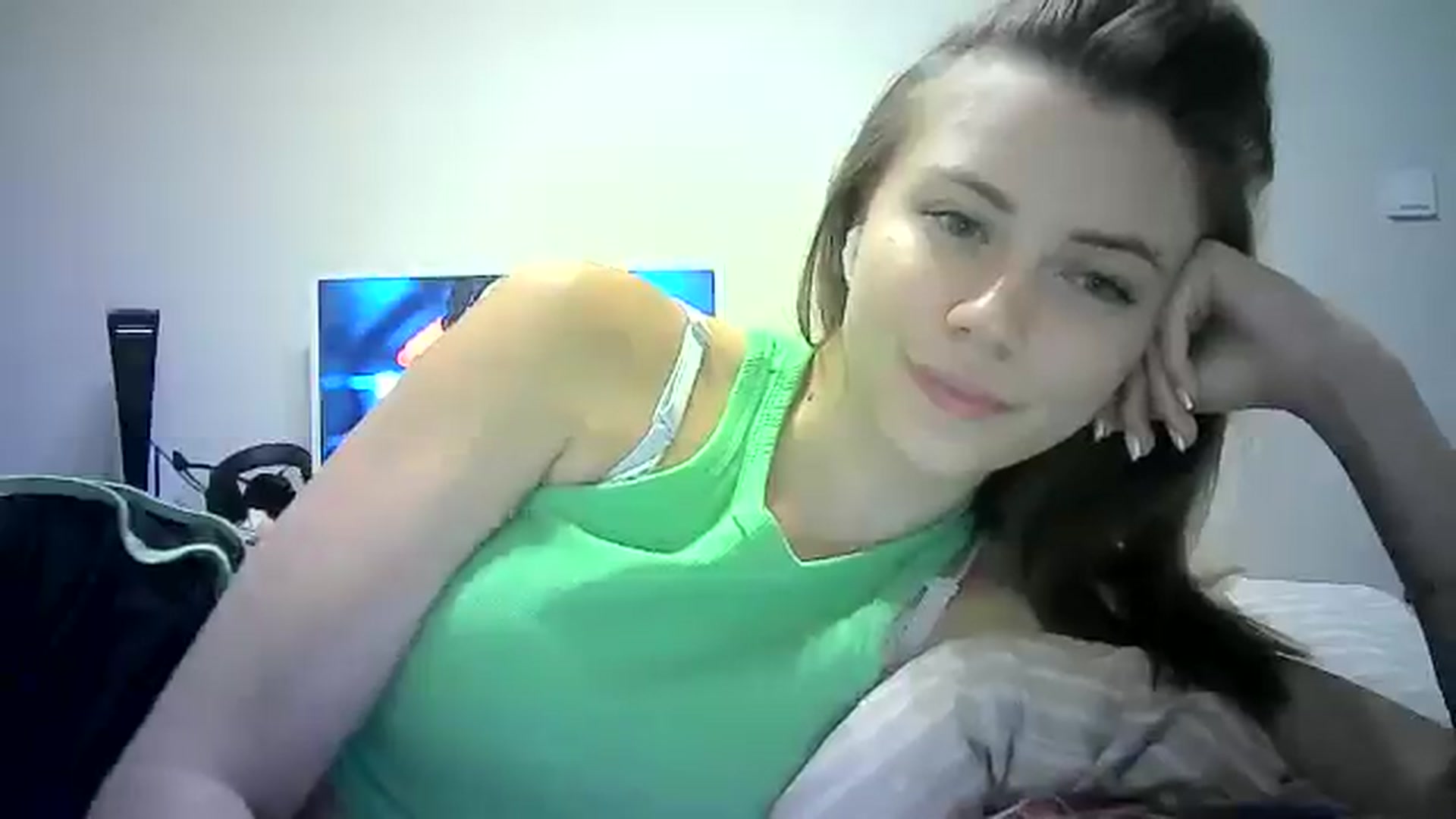 Gallery image thumbnail from Sulfate0's myfreecams stream on, 08/02/2024, 13:36 image 9 of 20