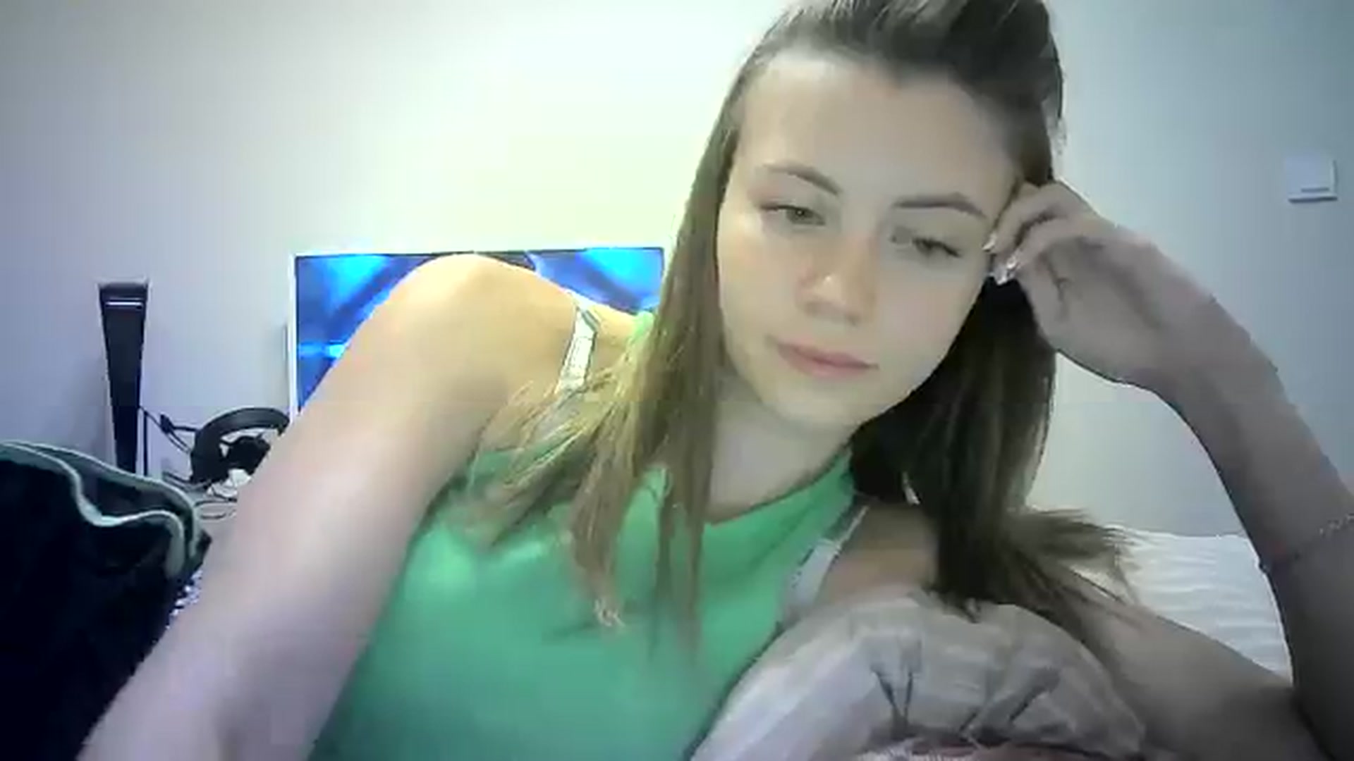 Gallery image thumbnail from Sulfate0's myfreecams stream on, 08/02/2024, 13:36 image 20 of 20