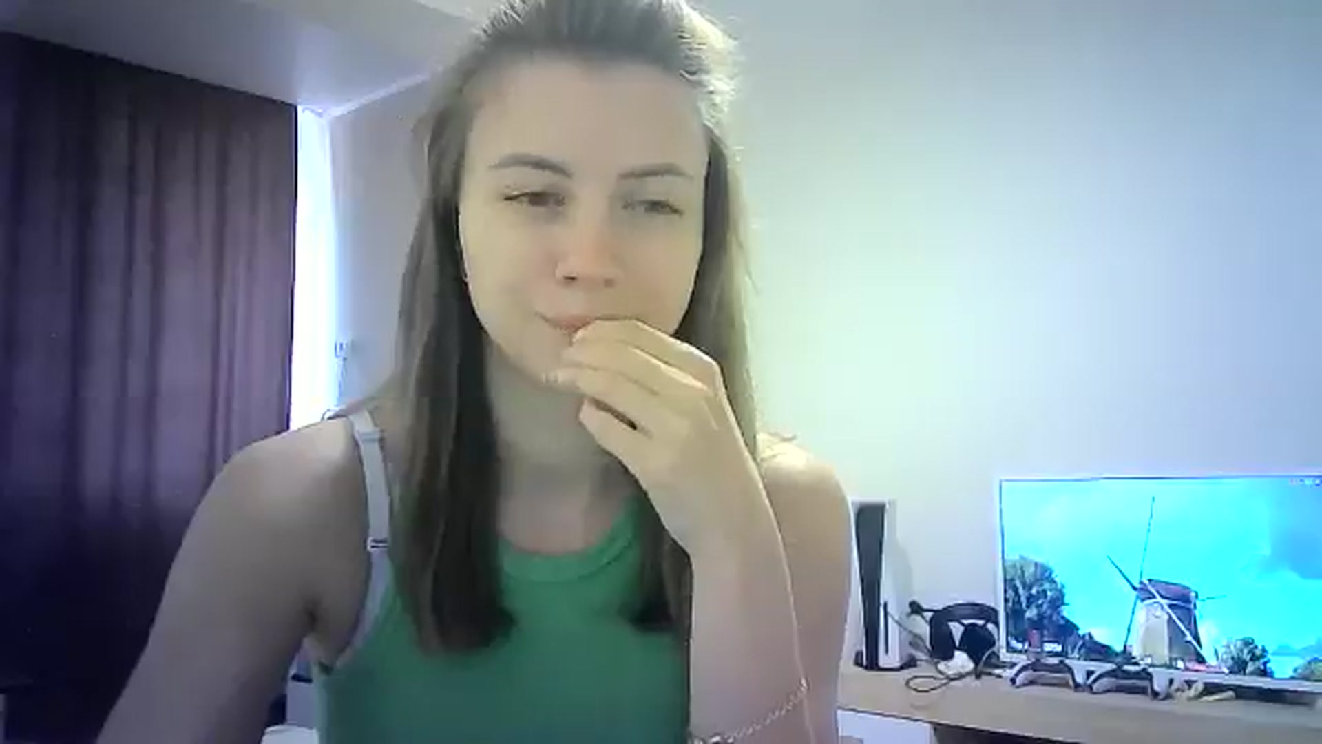 Gallery image thumbnail from Sulfate0's myfreecams stream on, 08/03/2024, 07:38 image 15 of 20