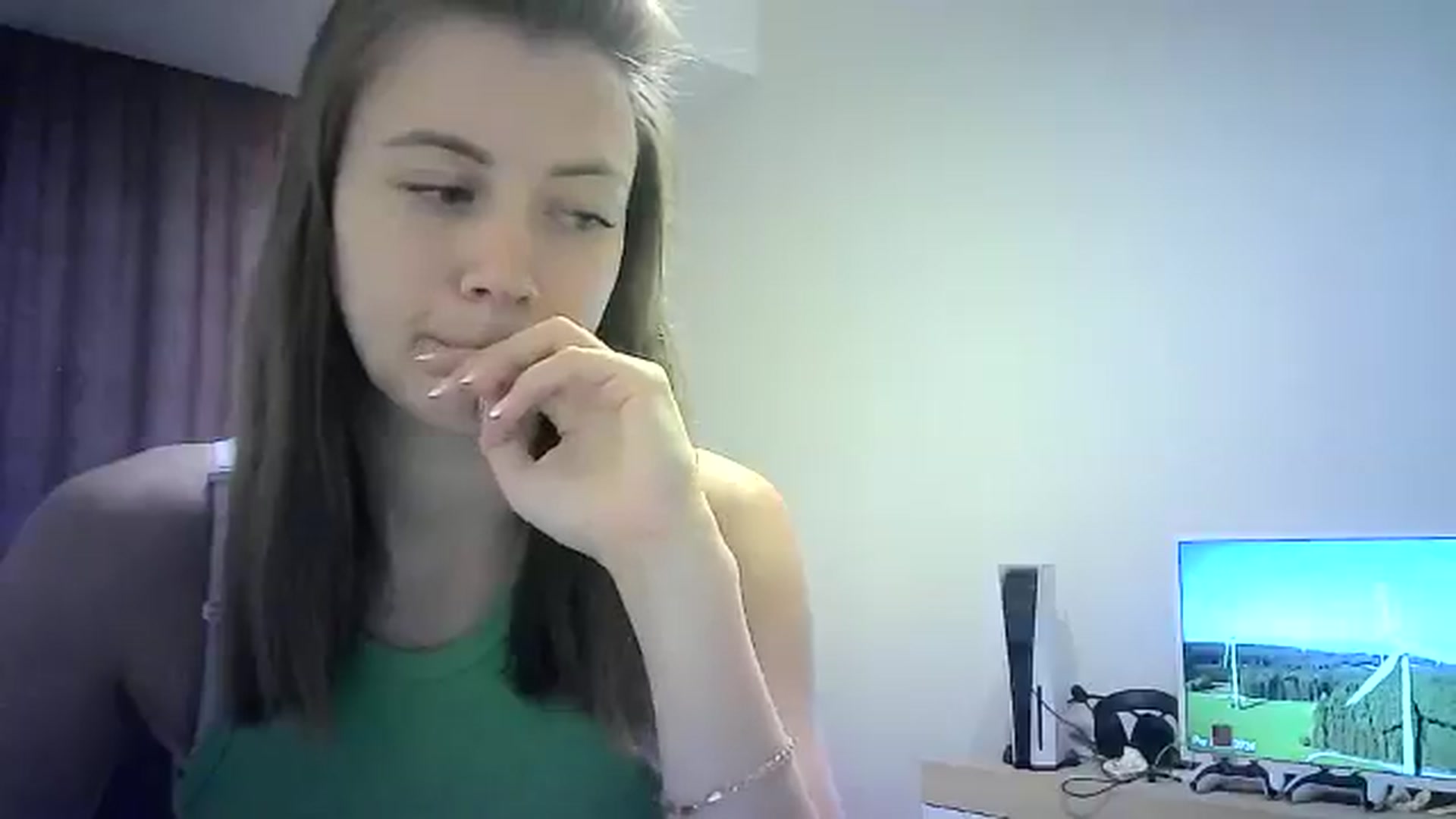Gallery image thumbnail from Sulfate0's myfreecams stream on, 08/03/2024, 08:31 image 18 of 20