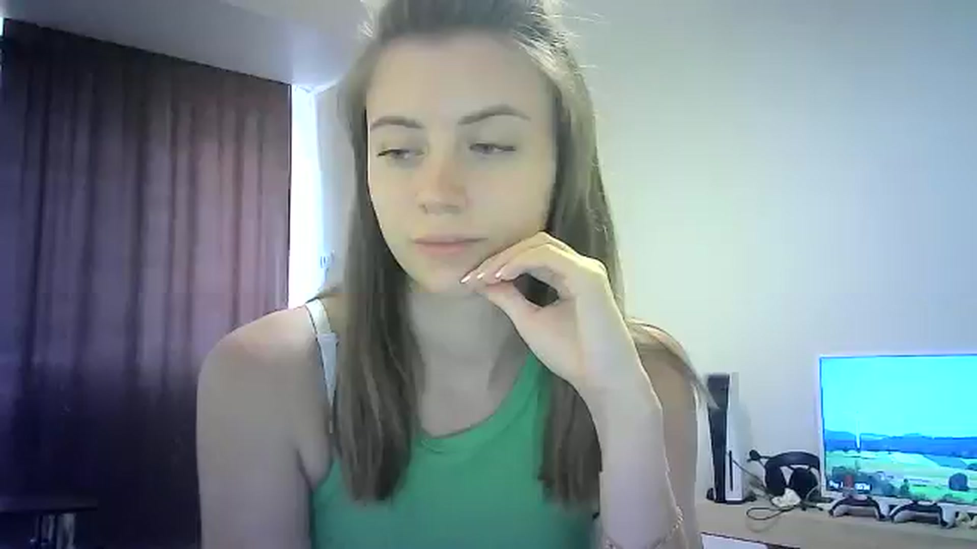 Gallery image thumbnail from Sulfate0's myfreecams stream on, 08/03/2024, 10:45 image 13 of 20