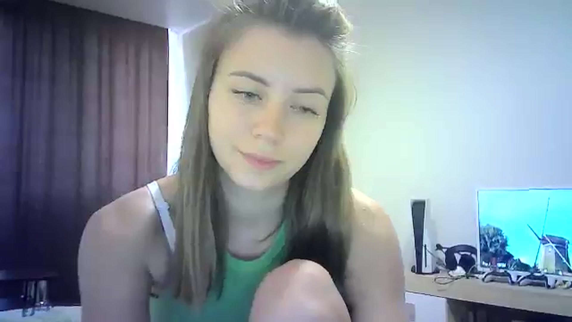 Gallery image thumbnail from Sulfate0's myfreecams stream on, 08/03/2024, 11:25 image 2 of 20