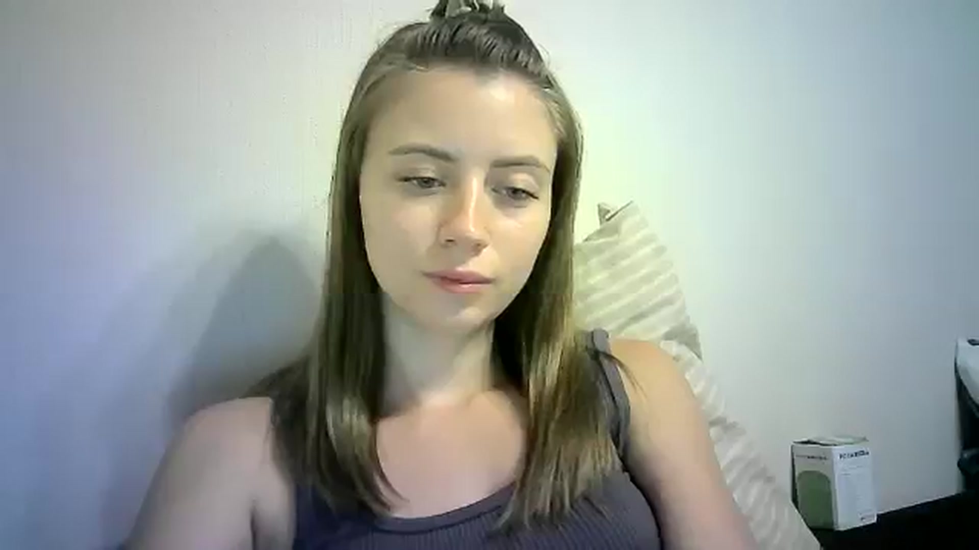 Gallery image thumbnail from Sulfate0's myfreecams stream on, 08/04/2024, 09:40 image 17 of 20