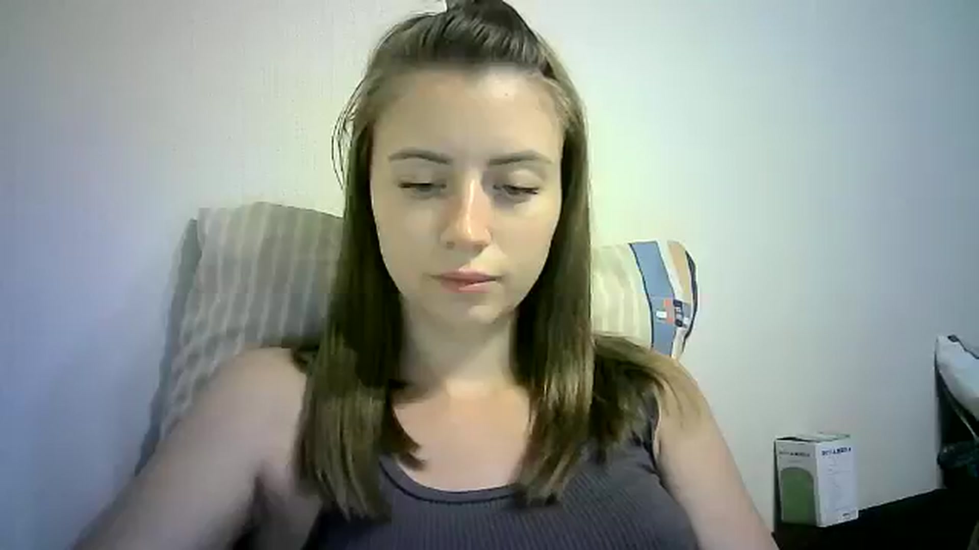 Gallery image thumbnail from Sulfate0's myfreecams stream on, 08/04/2024, 09:40 image 8 of 20