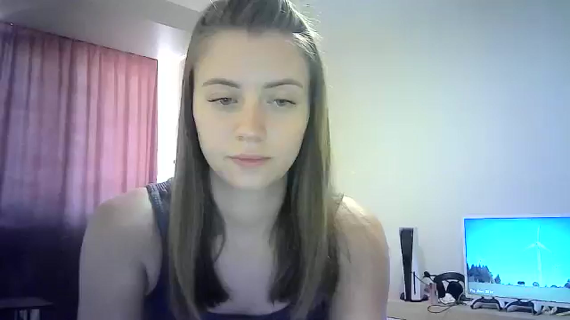 Gallery image thumbnail from Sulfate0's myfreecams stream on, 08/04/2024, 10:38 image 17 of 20
