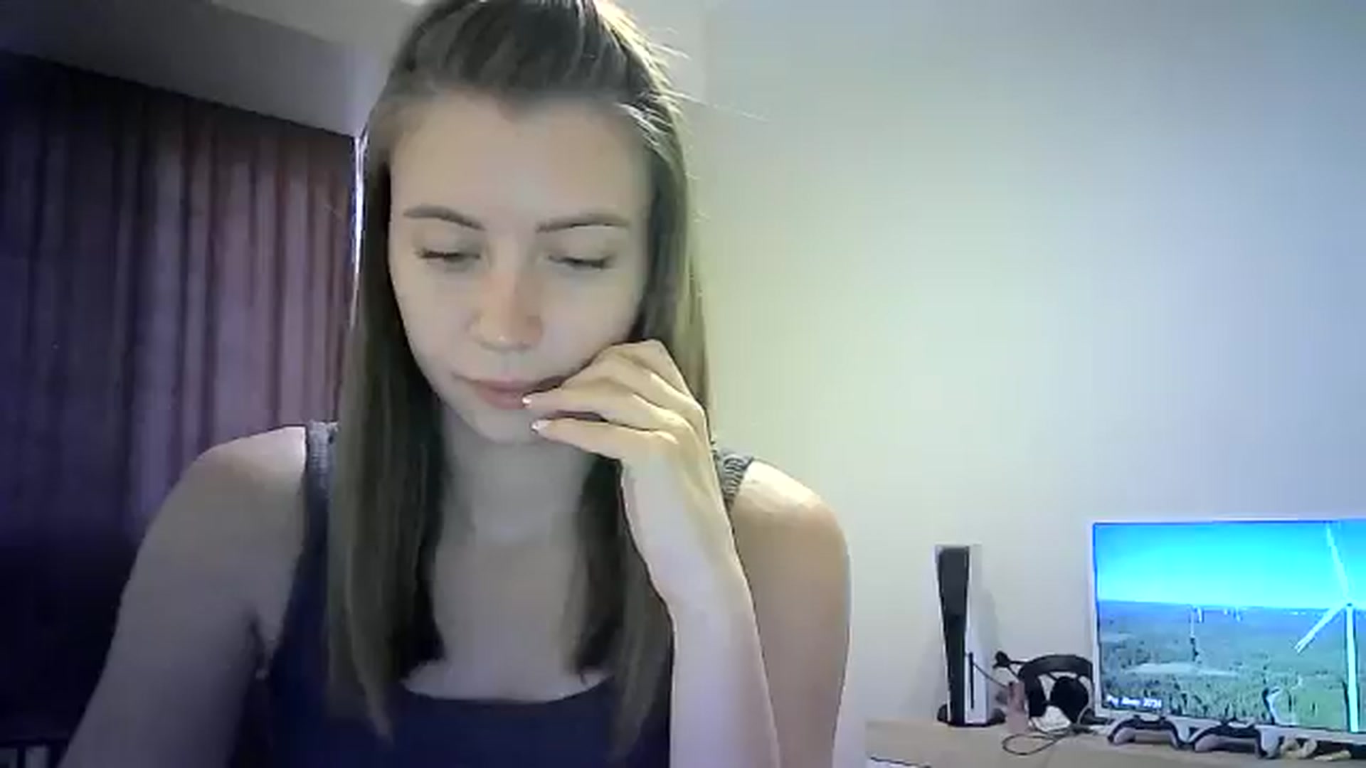 Gallery image thumbnail from Sulfate0's myfreecams stream on, 08/04/2024, 10:38 image 12 of 20