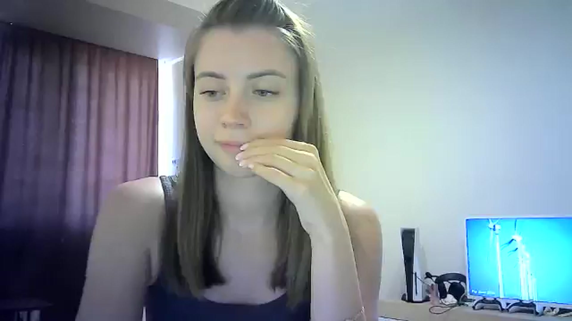 Gallery image thumbnail from Sulfate0's myfreecams stream on, 08/04/2024, 10:38 image 20 of 20