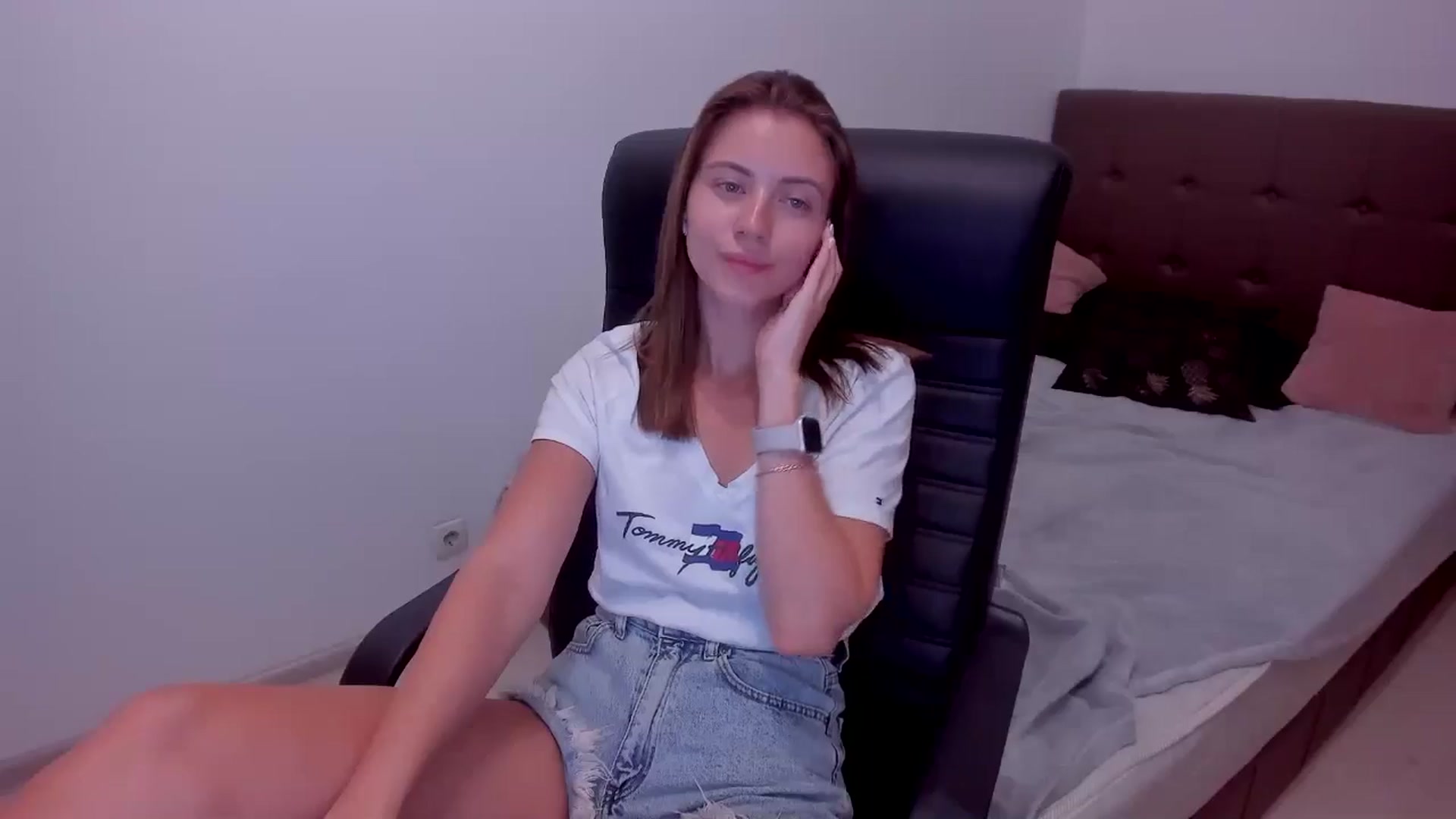 Gallery image thumbnail from Sulfate0's myfreecams stream on, 08/05/2024, 10:16 image 19 of 20