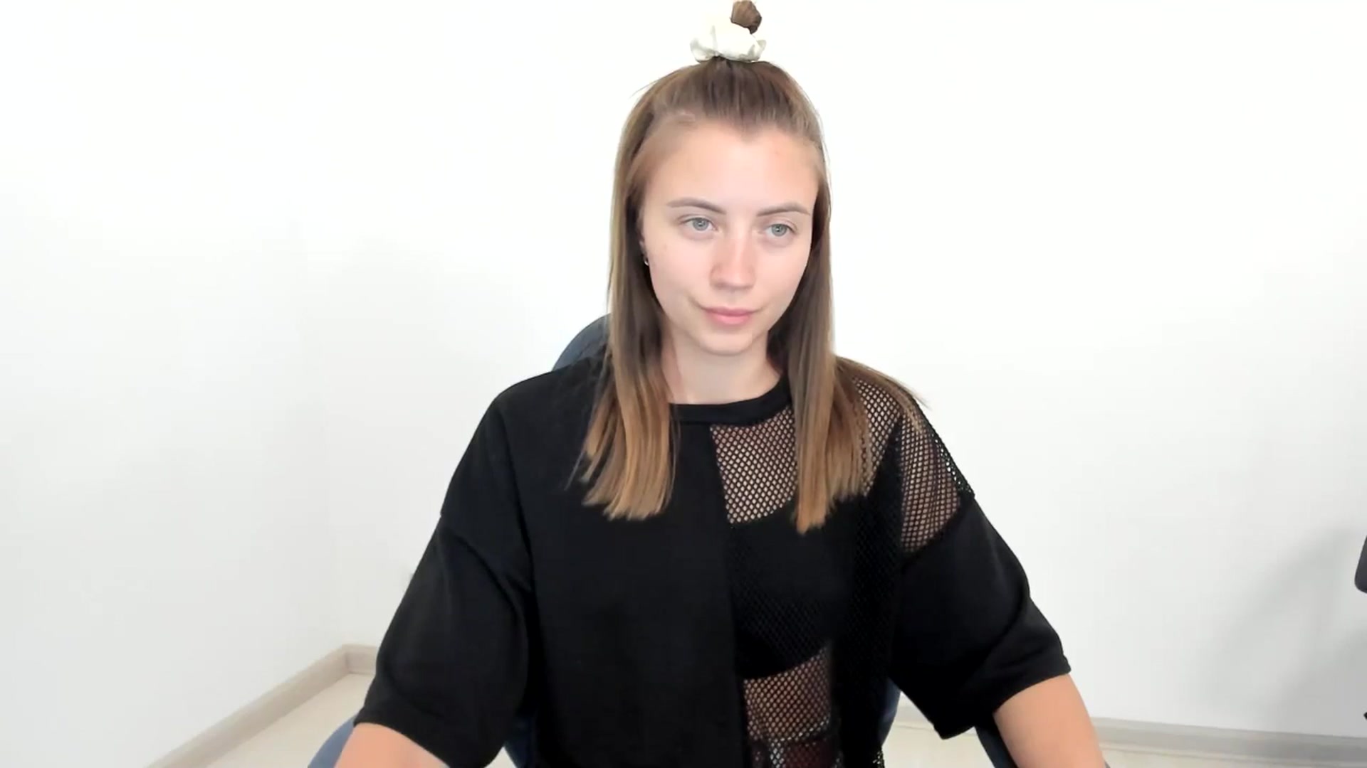 Gallery image thumbnail from Sulfate0's myfreecams stream on, 08/23/2024, 11:26 image 3 of 20