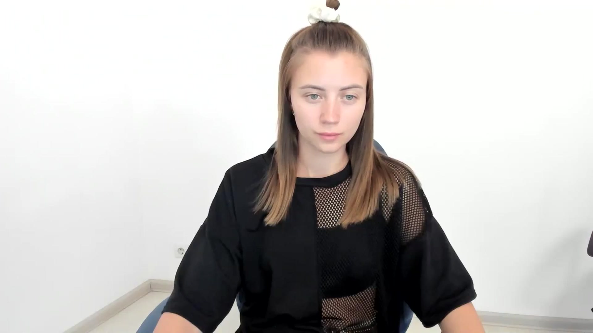 Gallery image thumbnail from Sulfate0's myfreecams stream on, 08/23/2024, 11:26 image 7 of 20