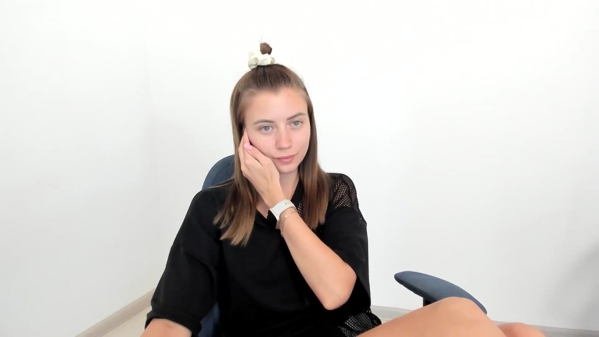 Gallery image thumbnail from Sulfate0's myfreecams stream on, 08/23/2024, 11:40 image 7 of 20