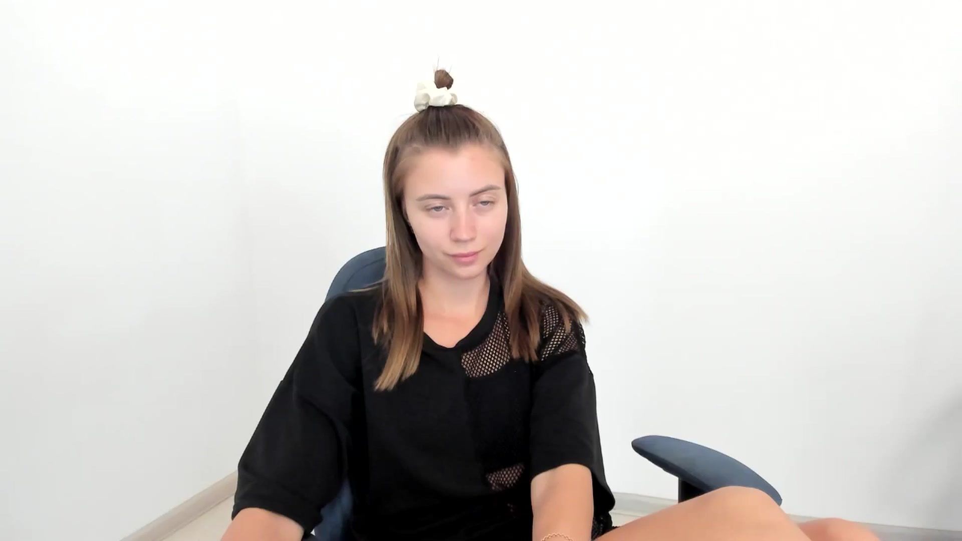 Gallery image thumbnail from Sulfate0's myfreecams stream on, 08/23/2024, 11:40 image 13 of 20