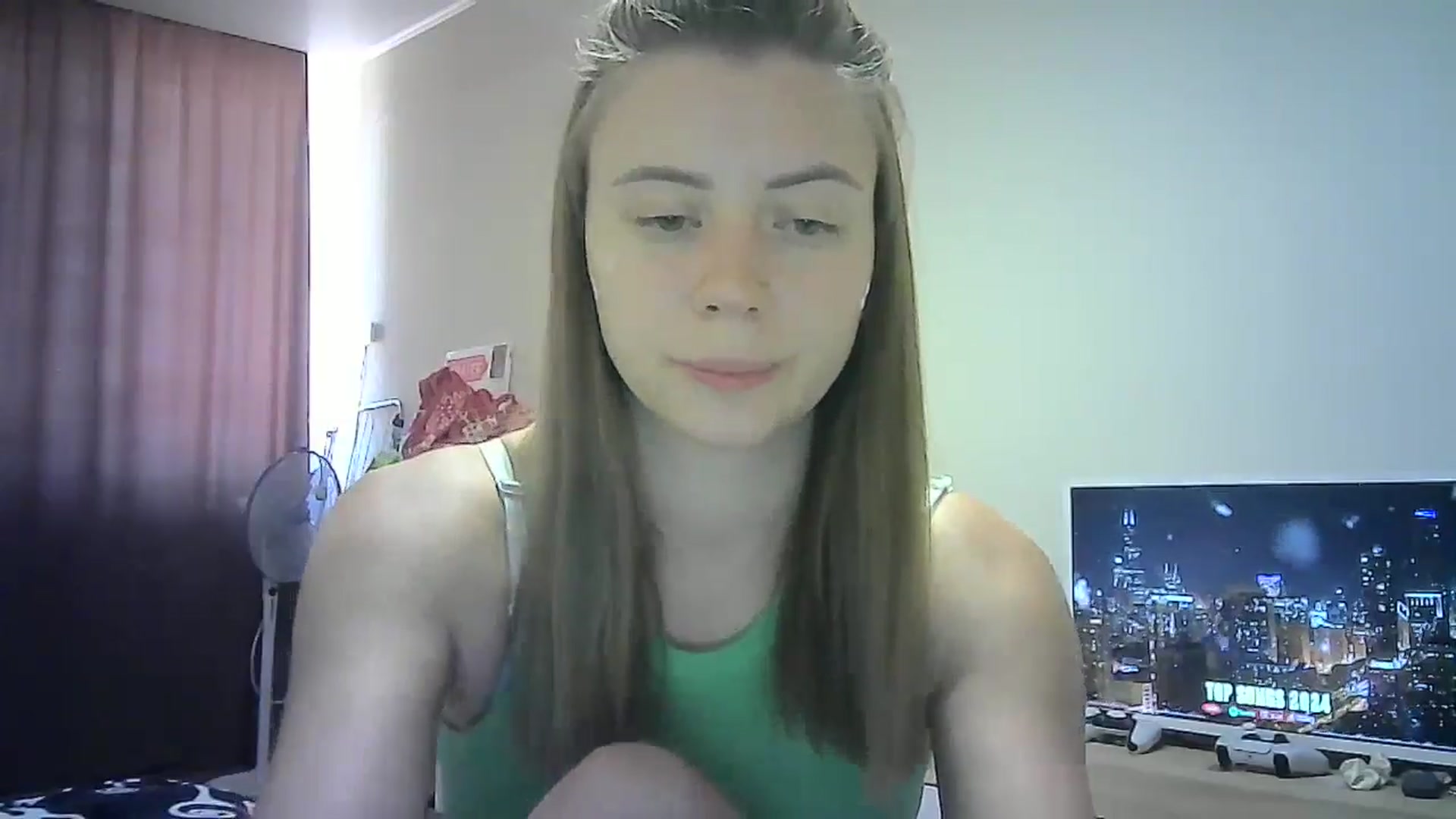 Gallery image thumbnail from Sulfate0's myfreecams stream on, 08/25/2024, 10:05 image 18 of 20