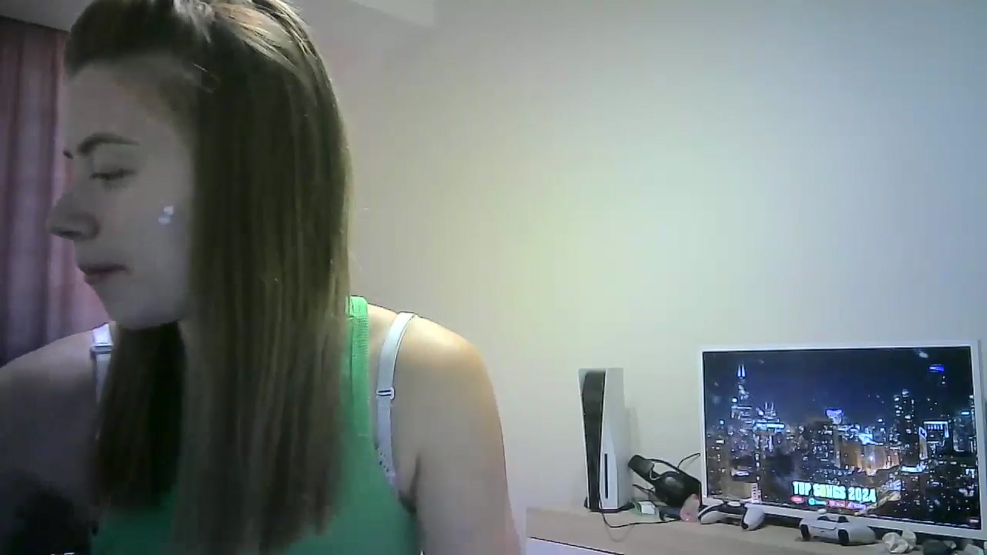 Gallery image thumbnail from Sulfate0's myfreecams stream on, 08/25/2024, 10:05 image 3 of 20