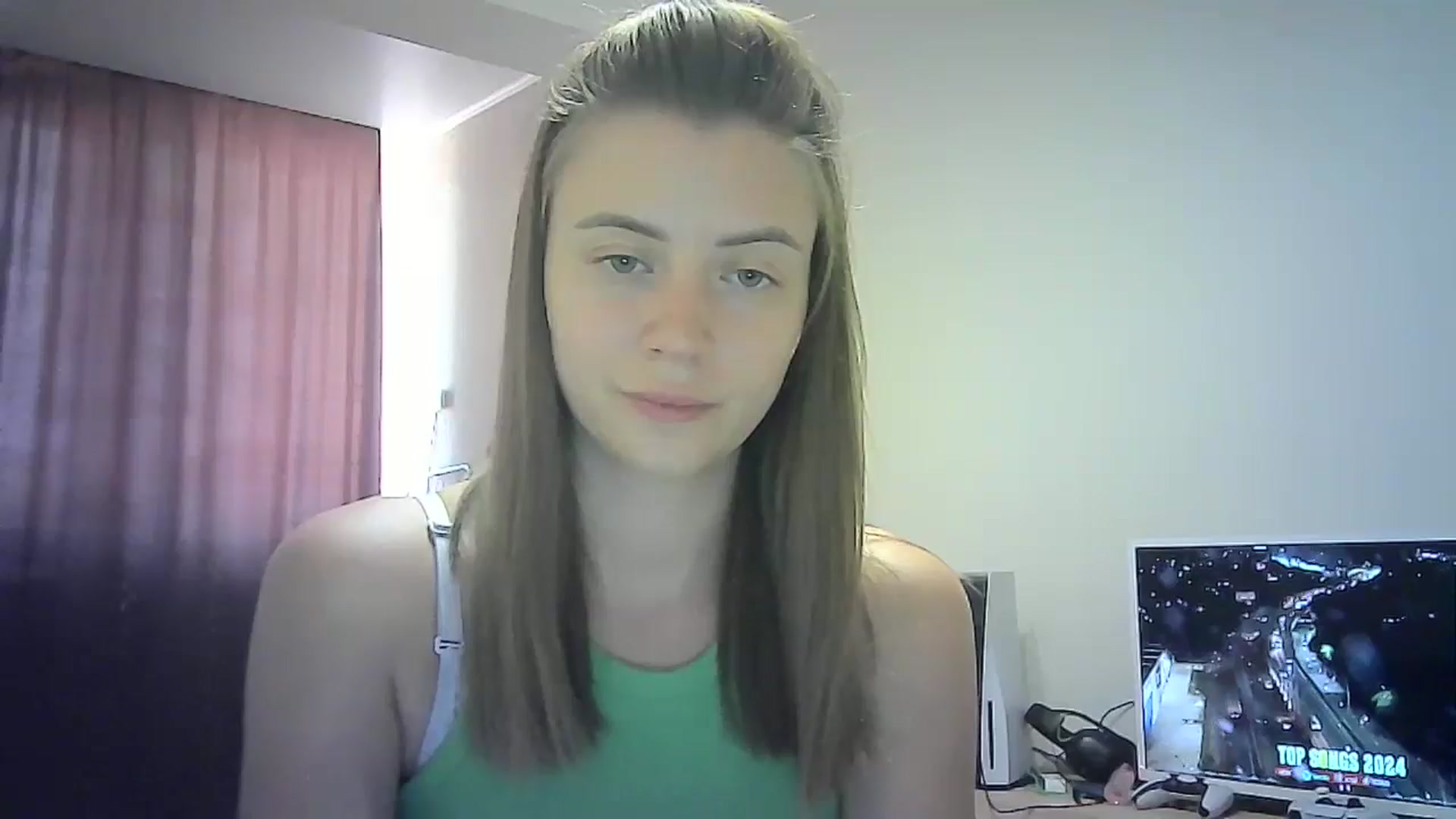 Gallery image thumbnail from Sulfate0's myfreecams stream on, 08/25/2024, 10:37 image 13 of 20