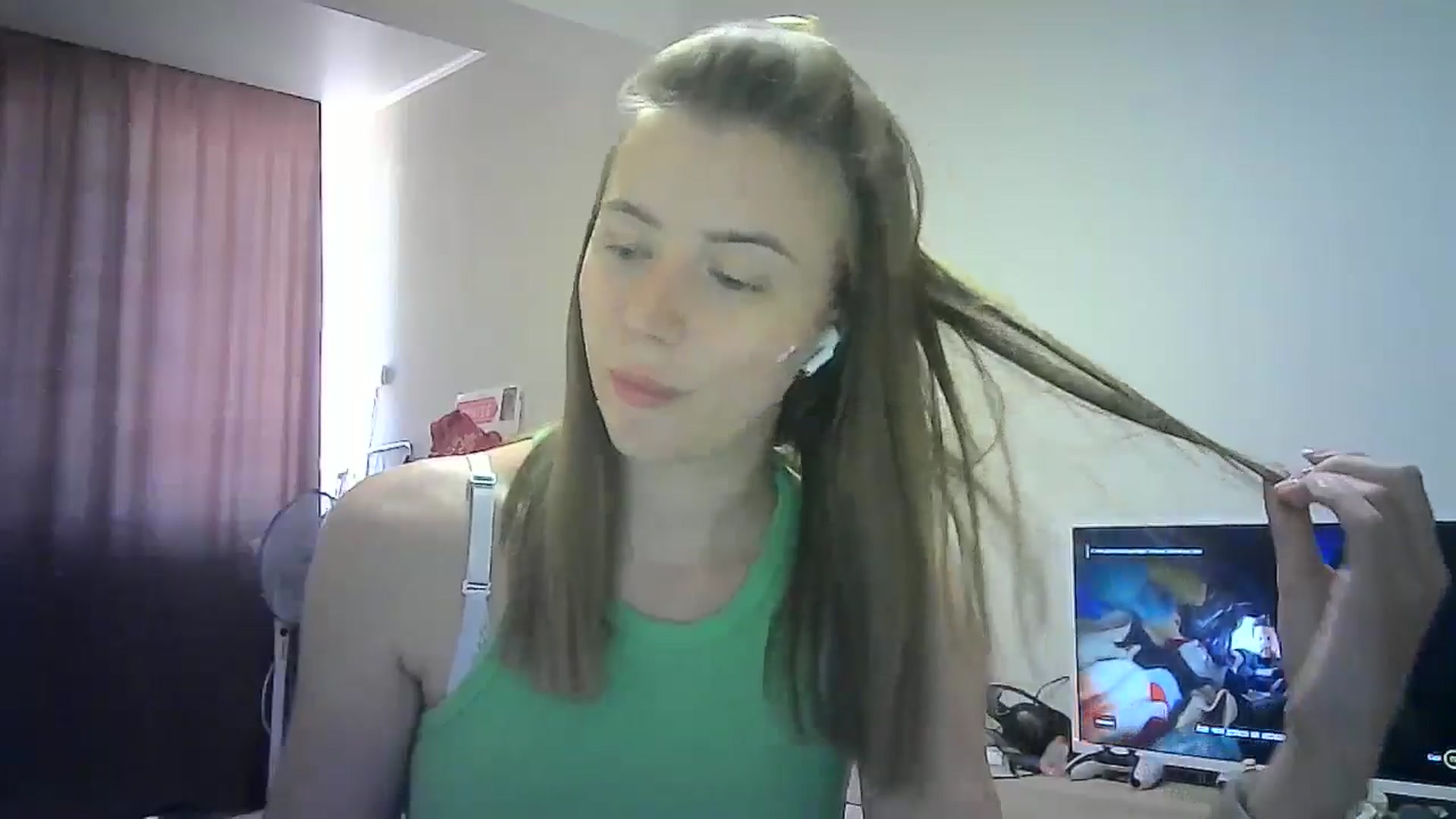 Gallery image thumbnail from Sulfate0's myfreecams stream on, 08/25/2024, 10:37 image 2 of 20
